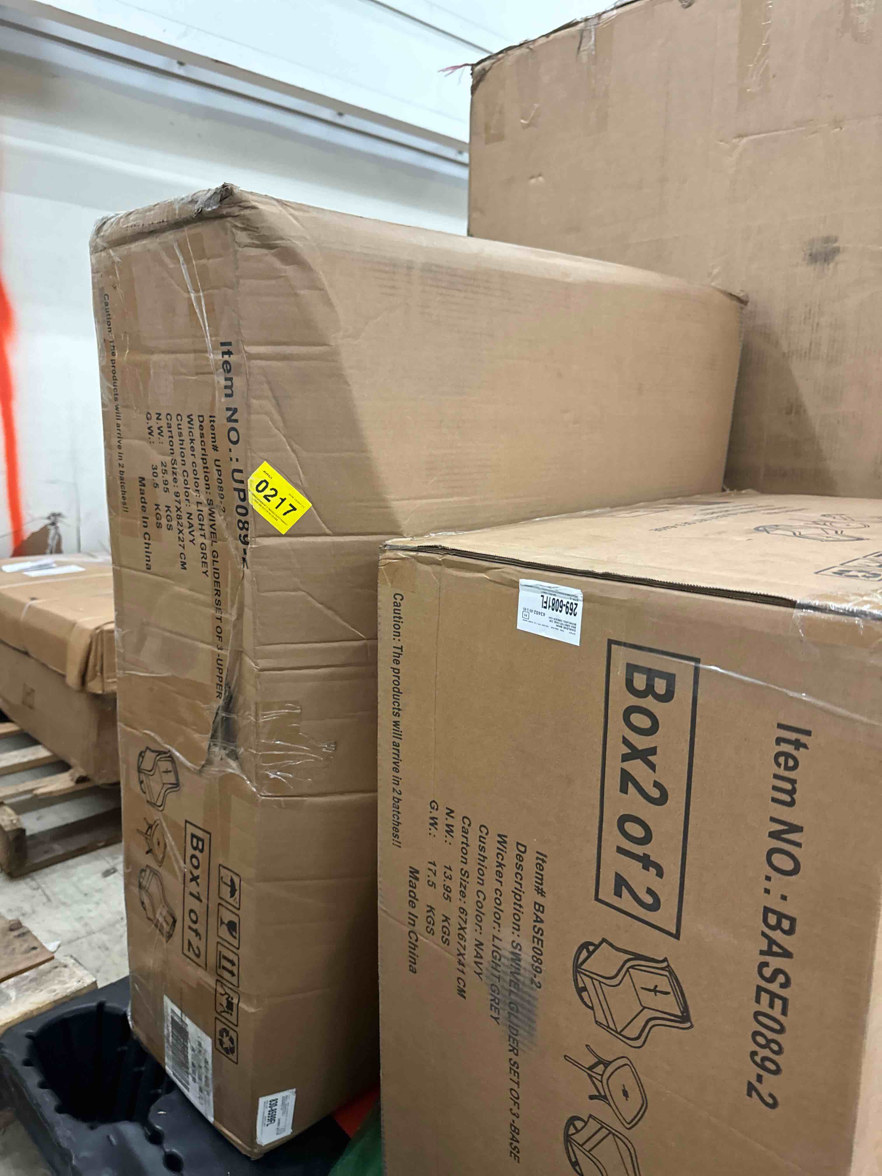 https://s3.amazonaws.com/lotting-images-prod/phillipi/YEL5013074_1726772549826.jpeg