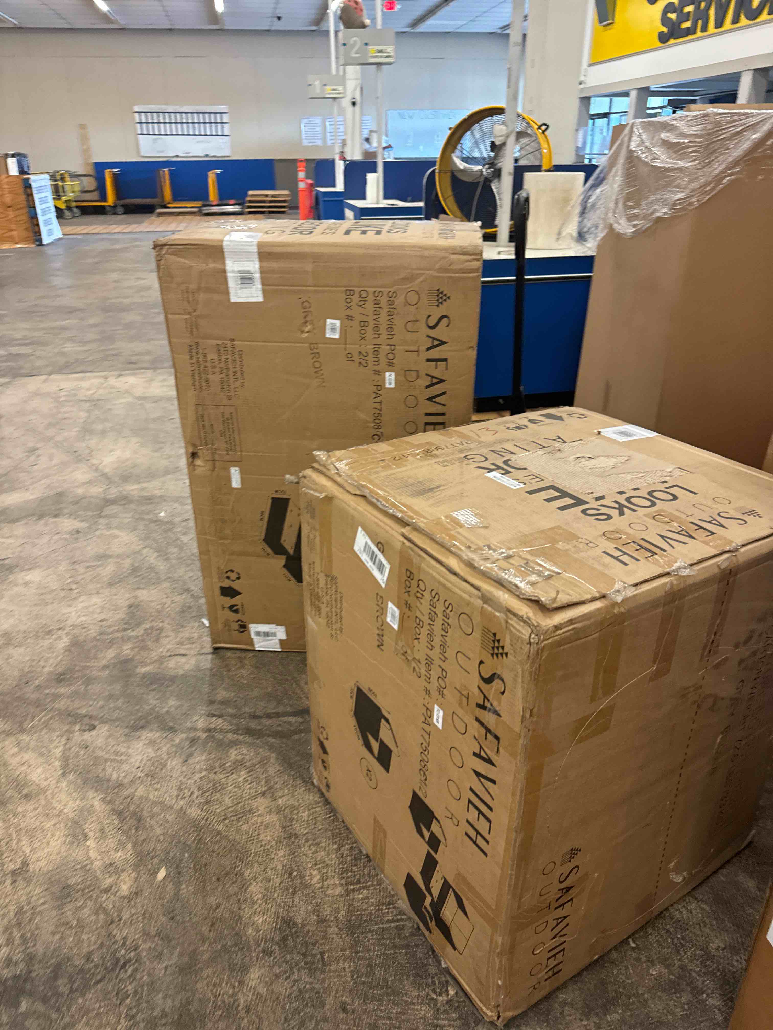 https://s3.amazonaws.com/lotting-images-prod/phillipi/YEL5013078_1726760900511.jpeg