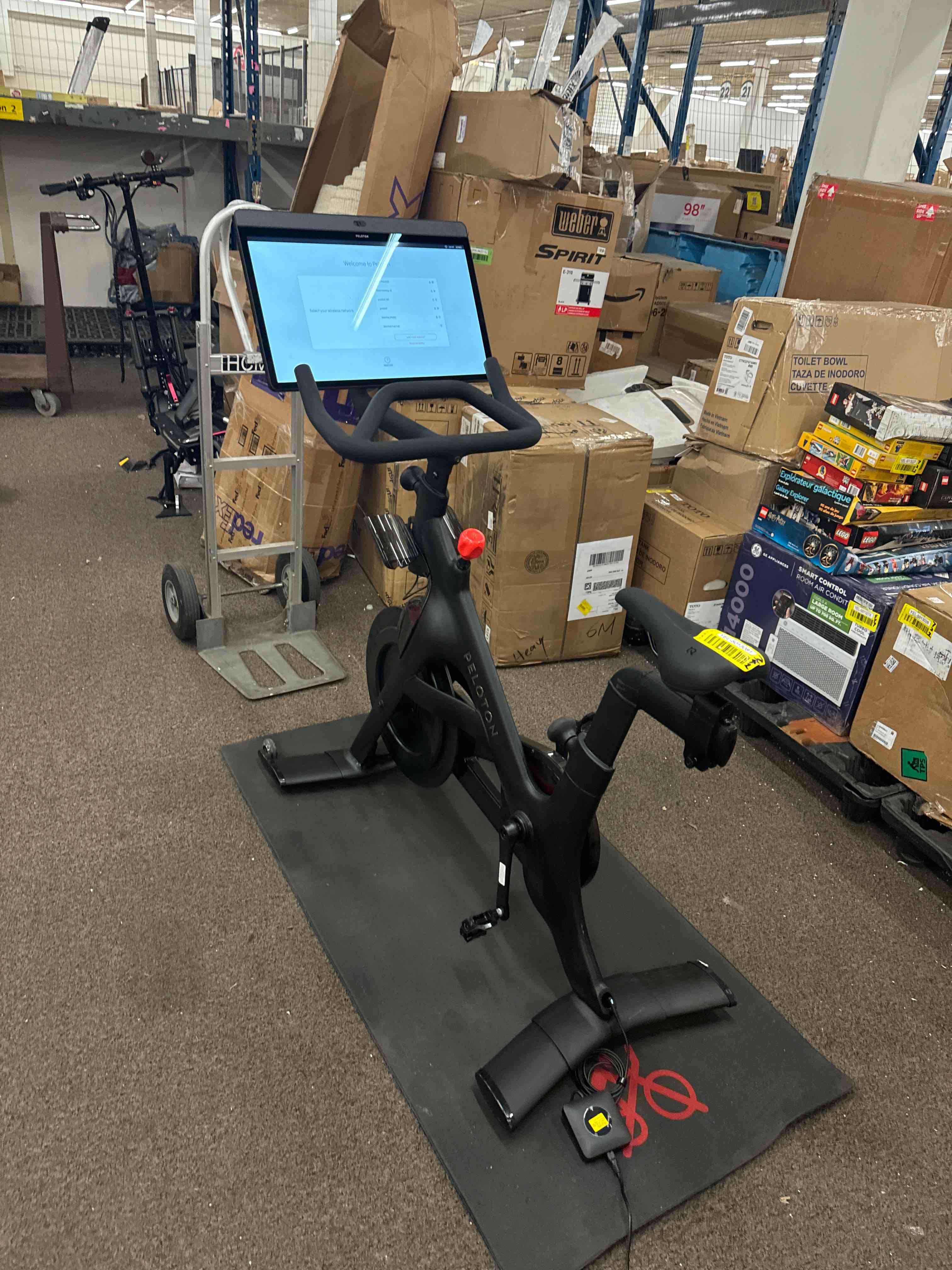 https://s3.amazonaws.com/lotting-images-prod/phillipi/YEL5013081_1726758677433.jpeg