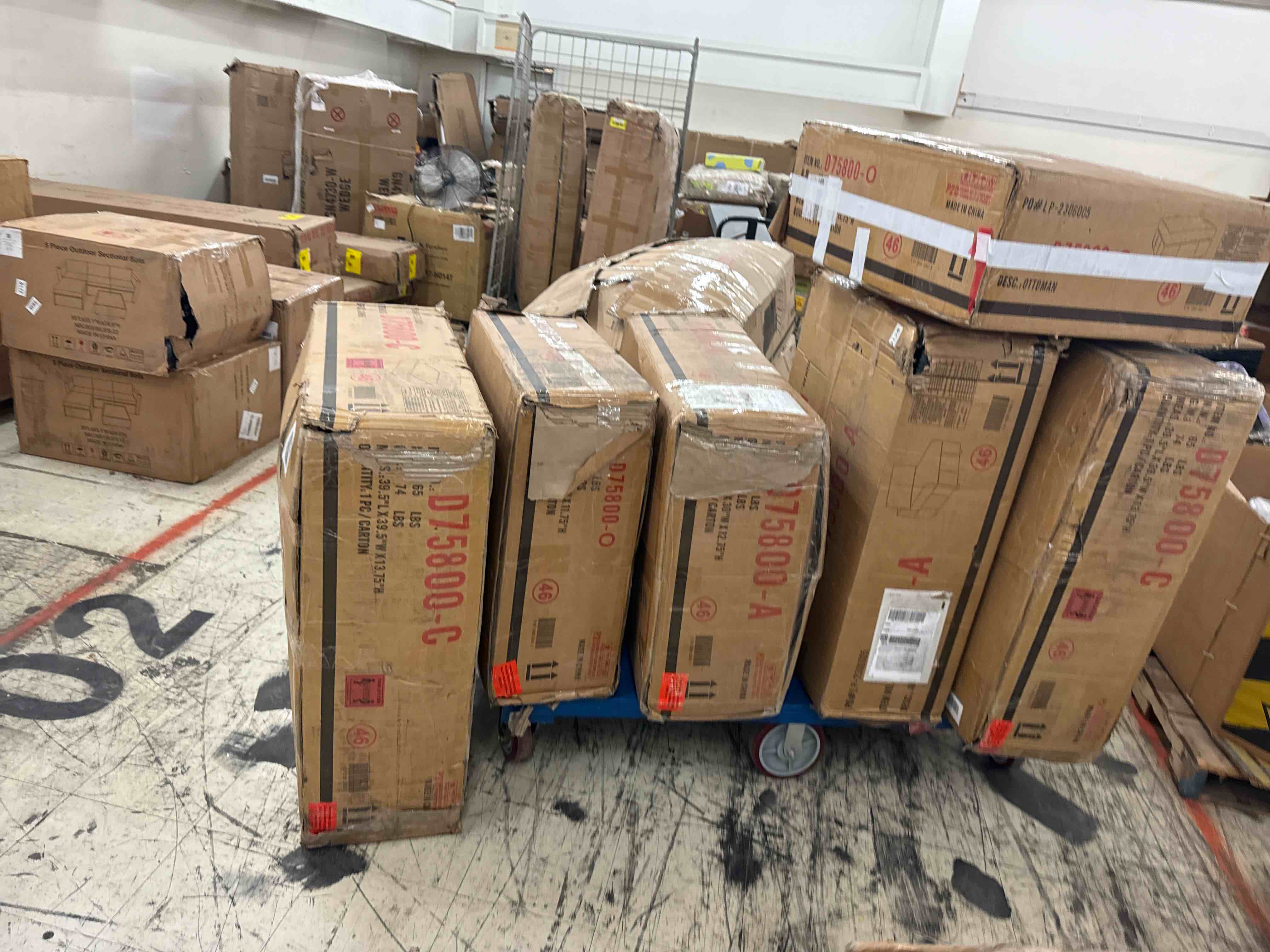 https://s3.amazonaws.com/lotting-images-prod/phillipi/YEL5013096_1726771314768.jpeg