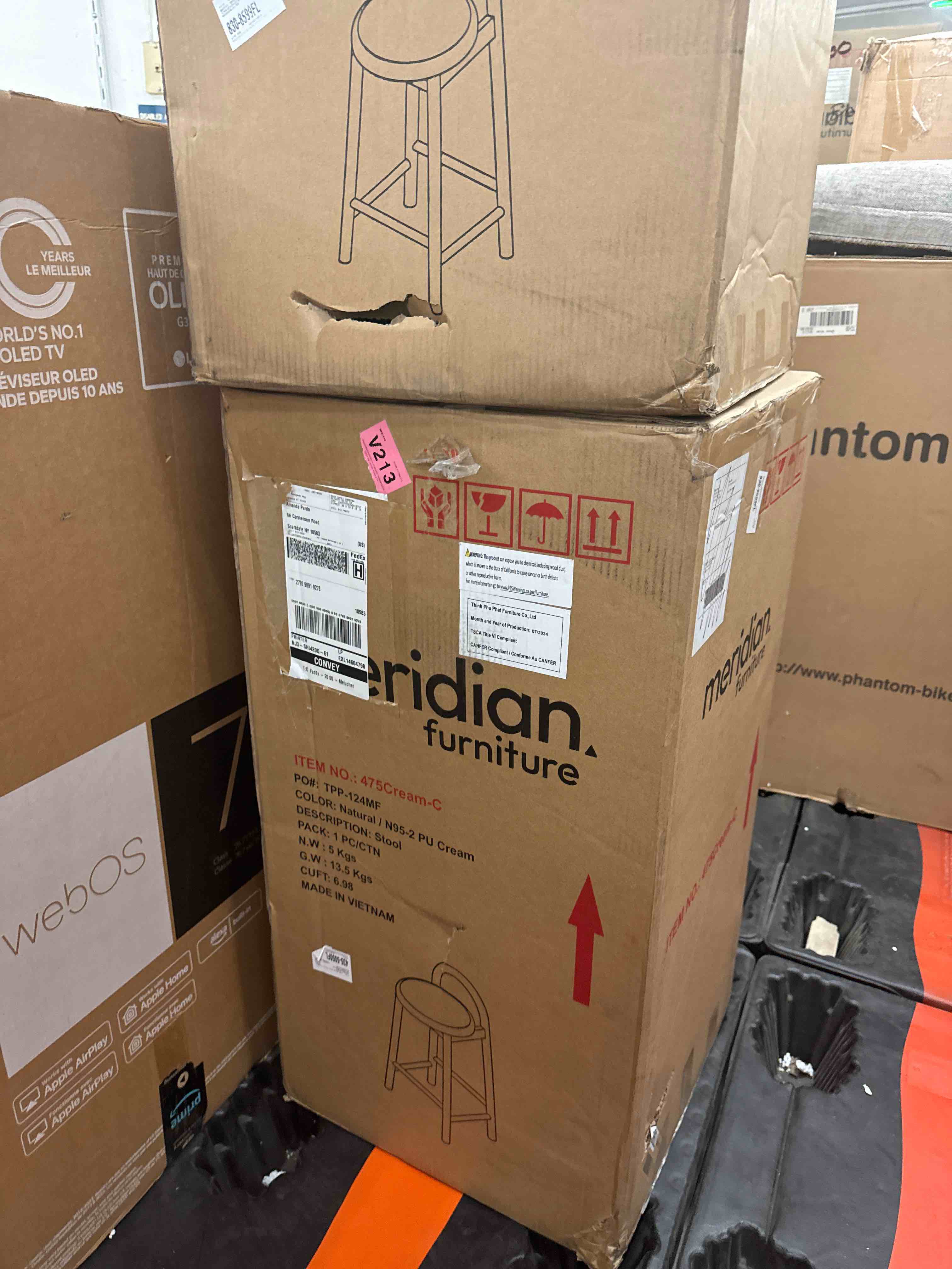 https://s3.amazonaws.com/lotting-images-prod/phillipi/YEL5013274_1727967681719.jpeg