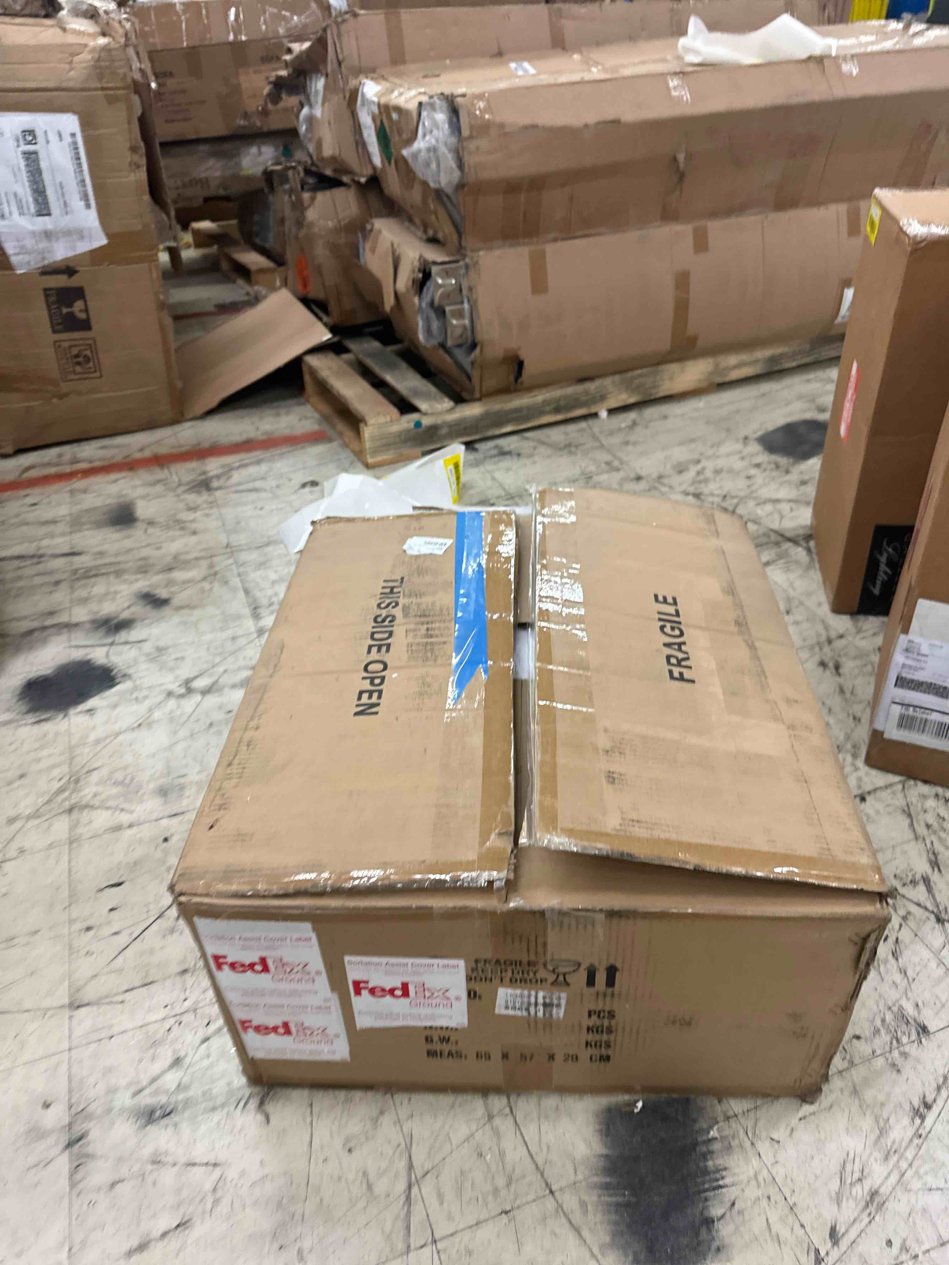https://s3.amazonaws.com/lotting-images-prod/phillipi/YEL5013278_1727980394362.jpeg
