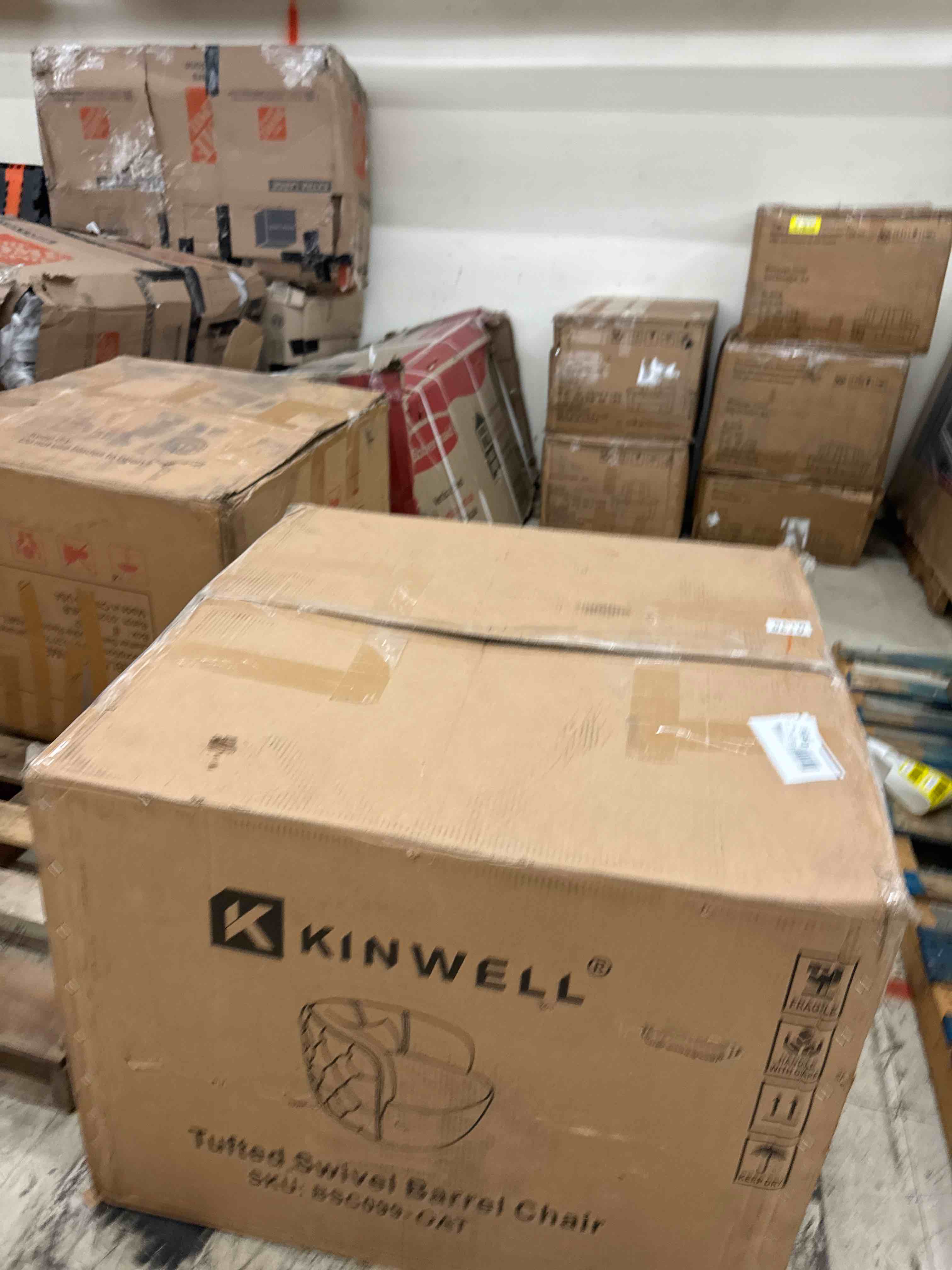 https://s3.amazonaws.com/lotting-images-prod/phillipi/YEL5013286_1727977919620.jpeg