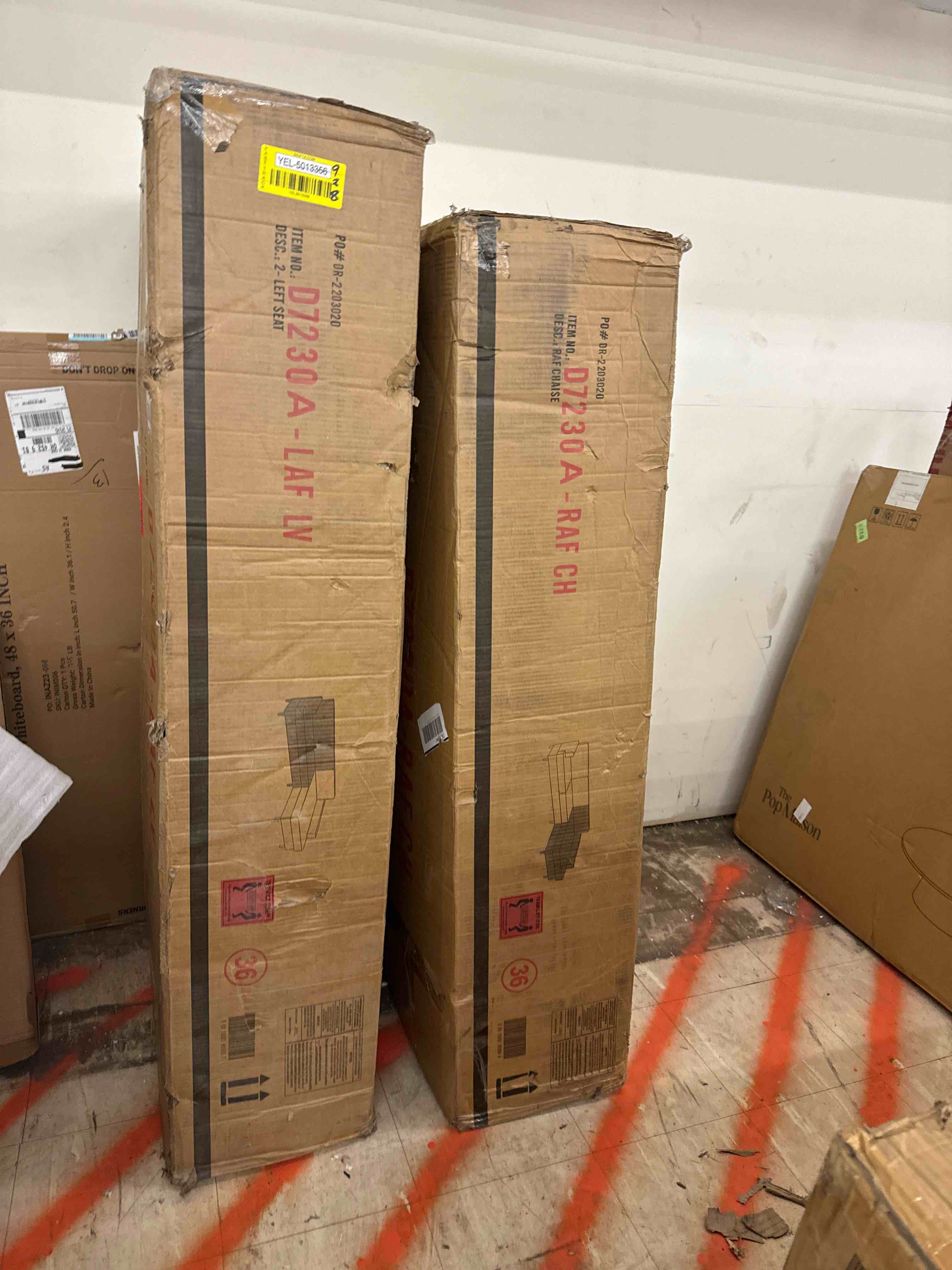 https://s3.amazonaws.com/lotting-images-prod/phillipi/YEL5013356_1728582127187.jpeg