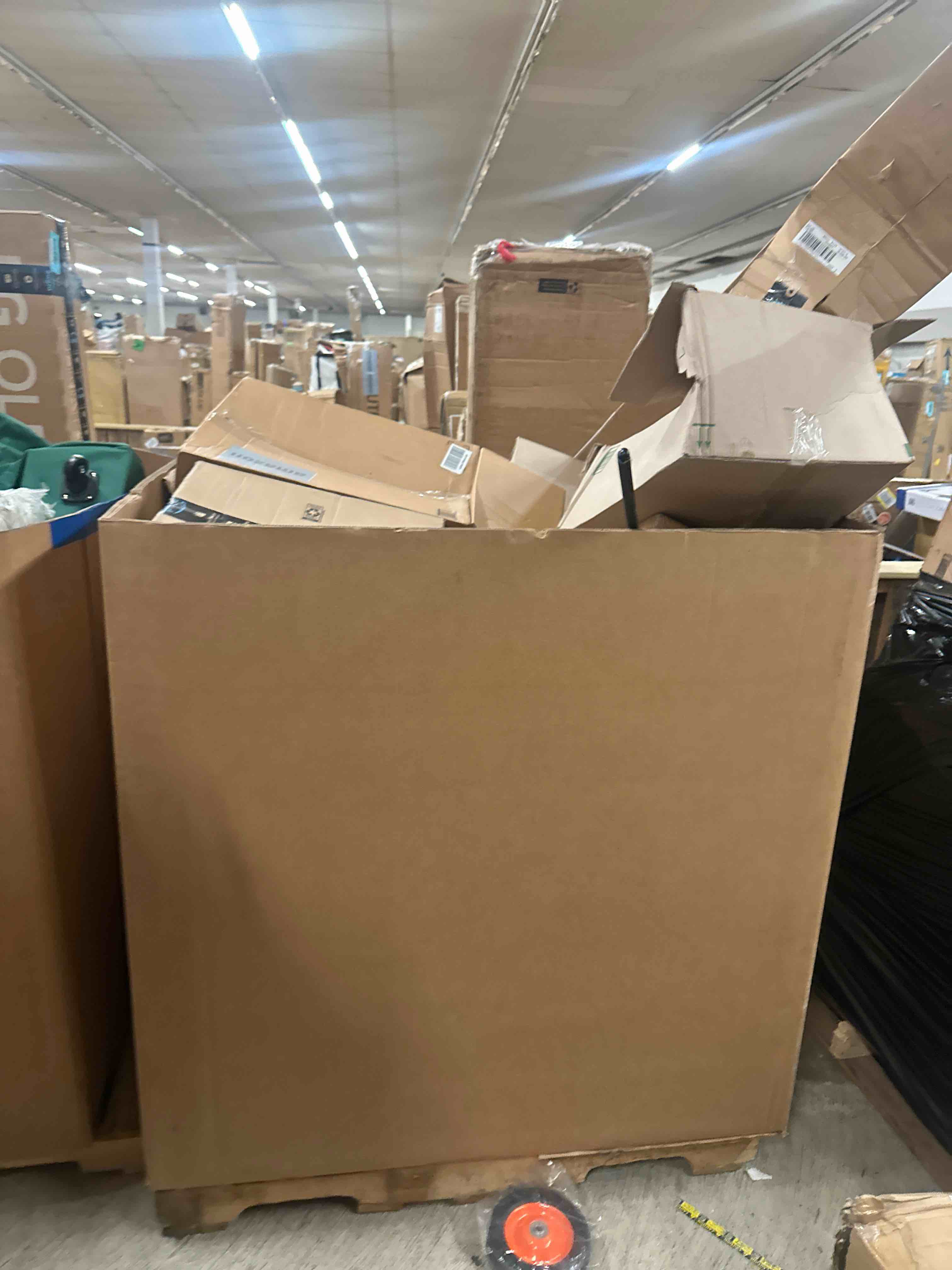 https://s3.amazonaws.com/lotting-images-prod/phillipi/YEL5013530_1711561977345.jpeg