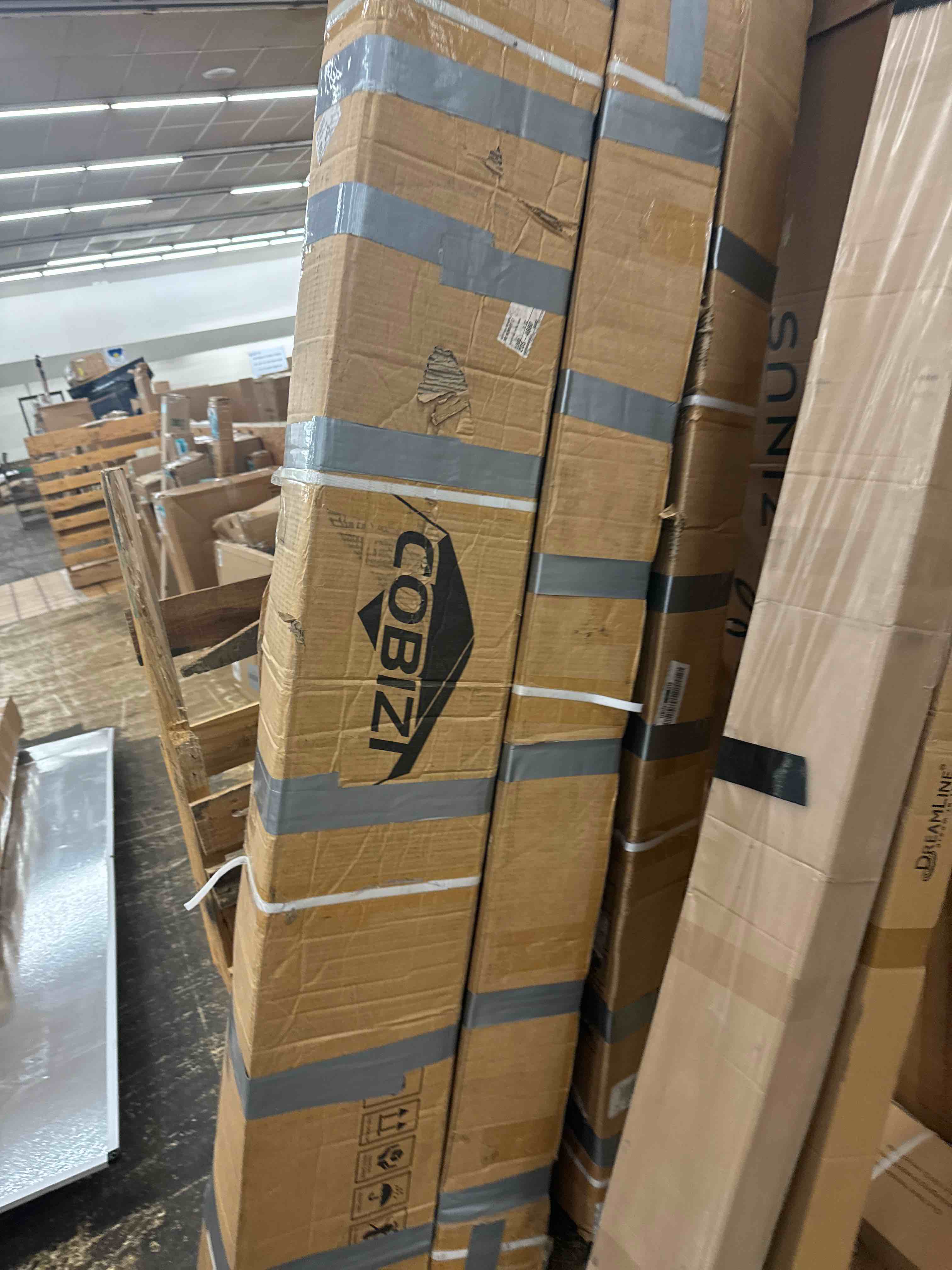 https://s3.amazonaws.com/lotting-images-prod/phillipi/YEL5013635_1728669958517.jpeg