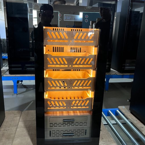 https://s3.amazonaws.com/lotting-images-prod/phillipi/YEL5013754_1737061714662.jpeg