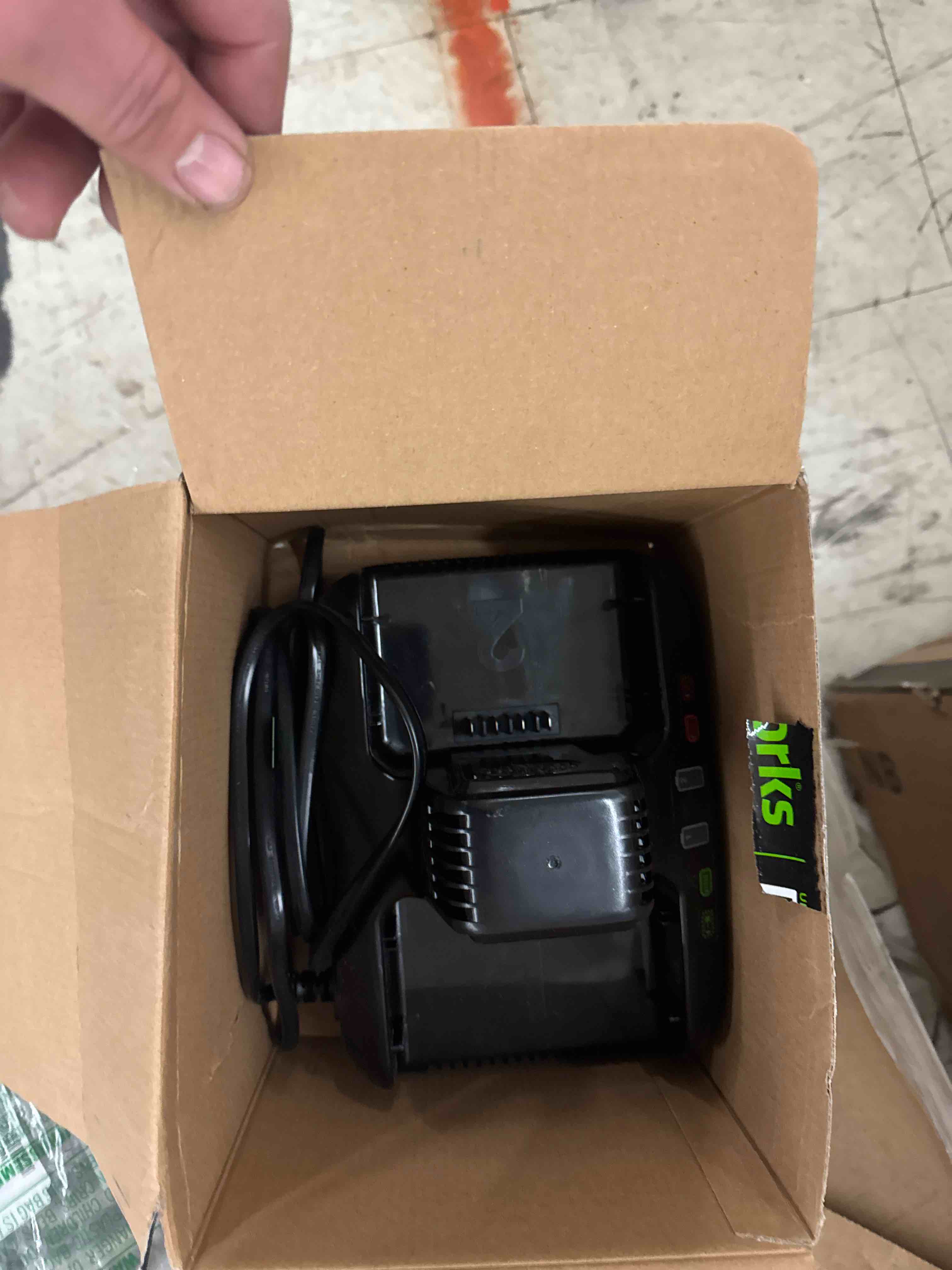 https://s3.amazonaws.com/lotting-images-prod/phillipi/YEL5013811_1739544271906.jpeg