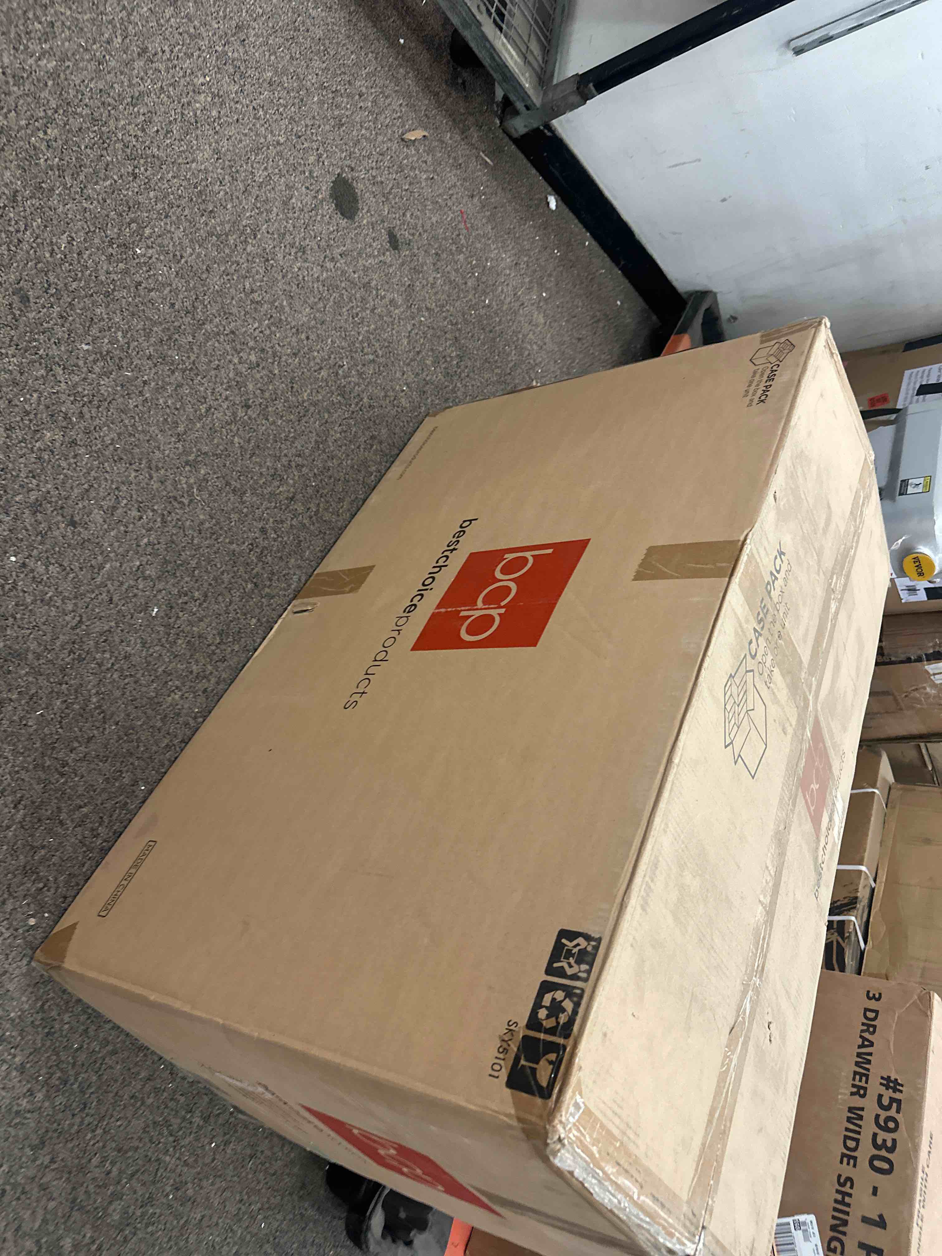 https://s3.amazonaws.com/lotting-images-prod/phillipi/YEL5013961_1742485600259.jpeg