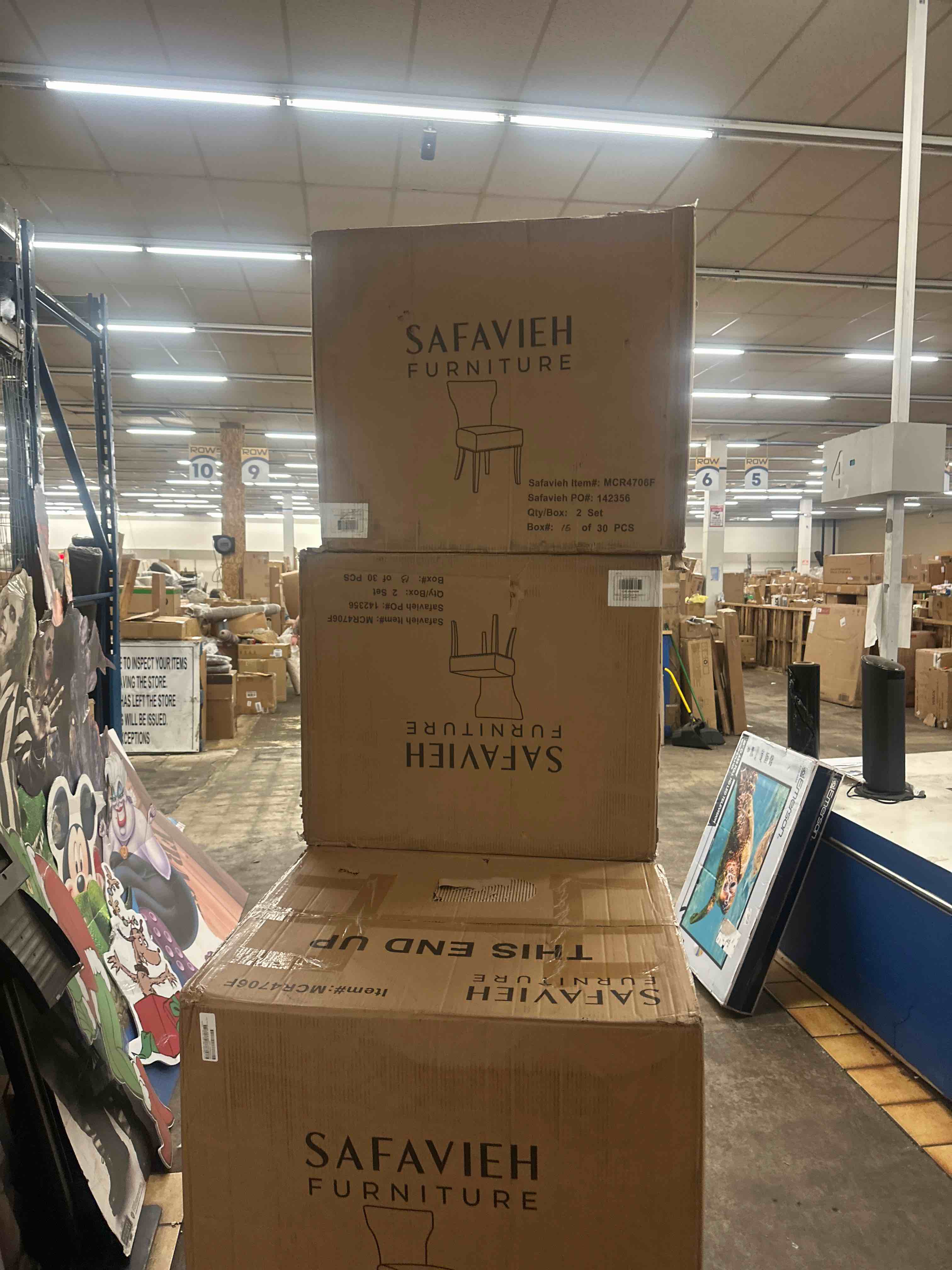 https://s3.amazonaws.com/lotting-images-prod/phillipi/YEL5013980_1745591084501.jpeg