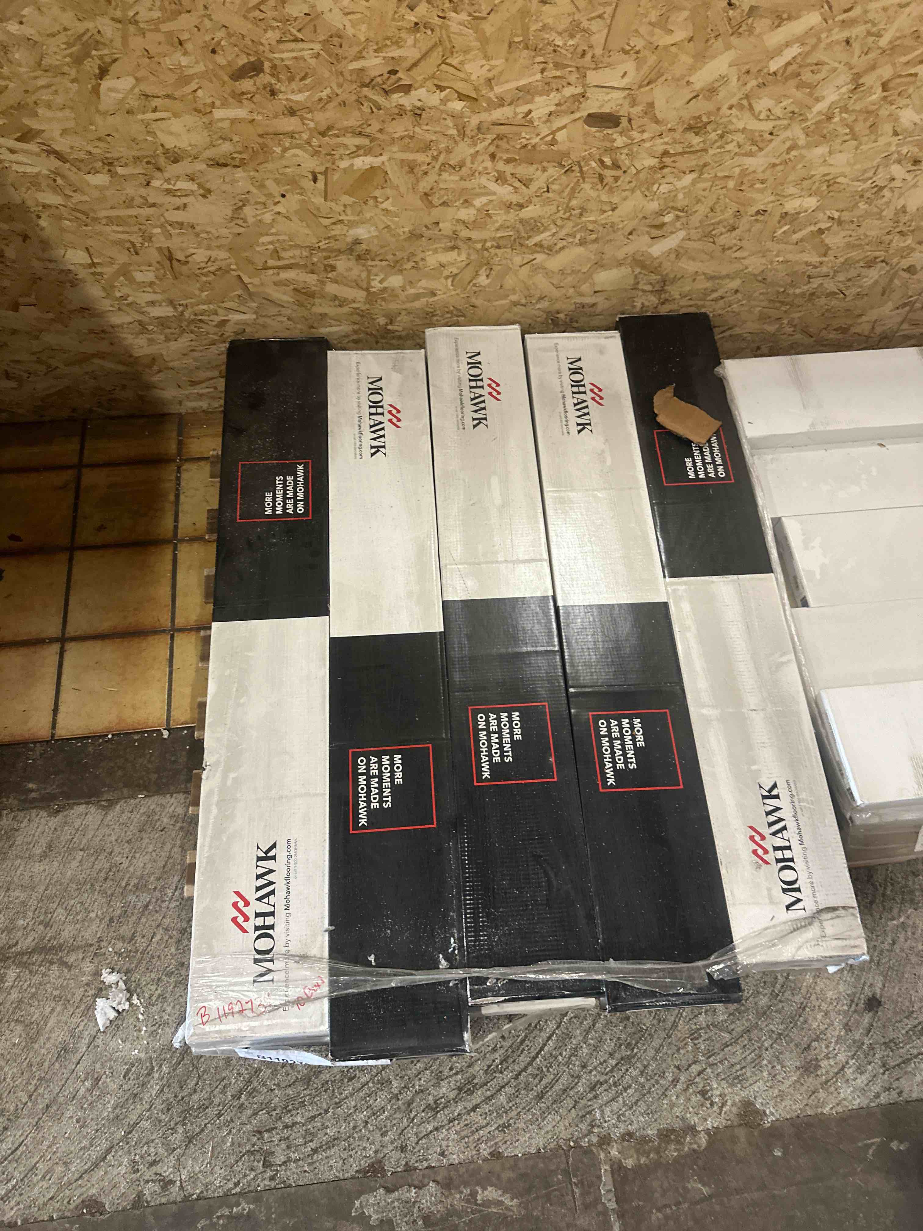 https://s3.amazonaws.com/lotting-images-prod/phillipi/YEL5014032_1744215873942.jpeg