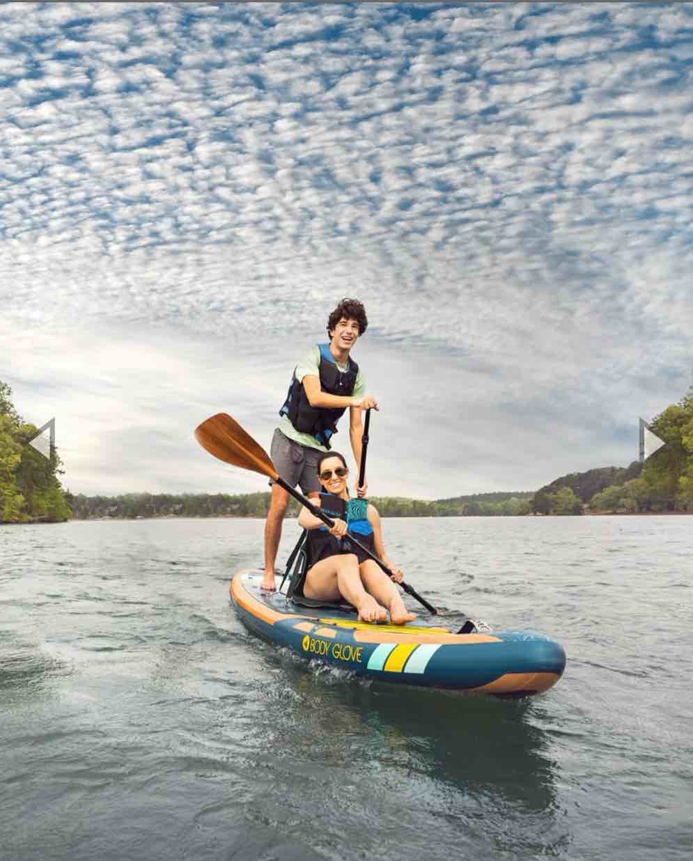 Body Glove X2 inflatable 13’6” Tandem Kayak Includes: Kayak/Paddle Board, Inflator, 2 Convertible Paddles (Kayak/Paddle Board, Detachable Backrest, Paddles, Carrying Bag. ELECTRIC ISUP PUMP - BLACK/BLUE