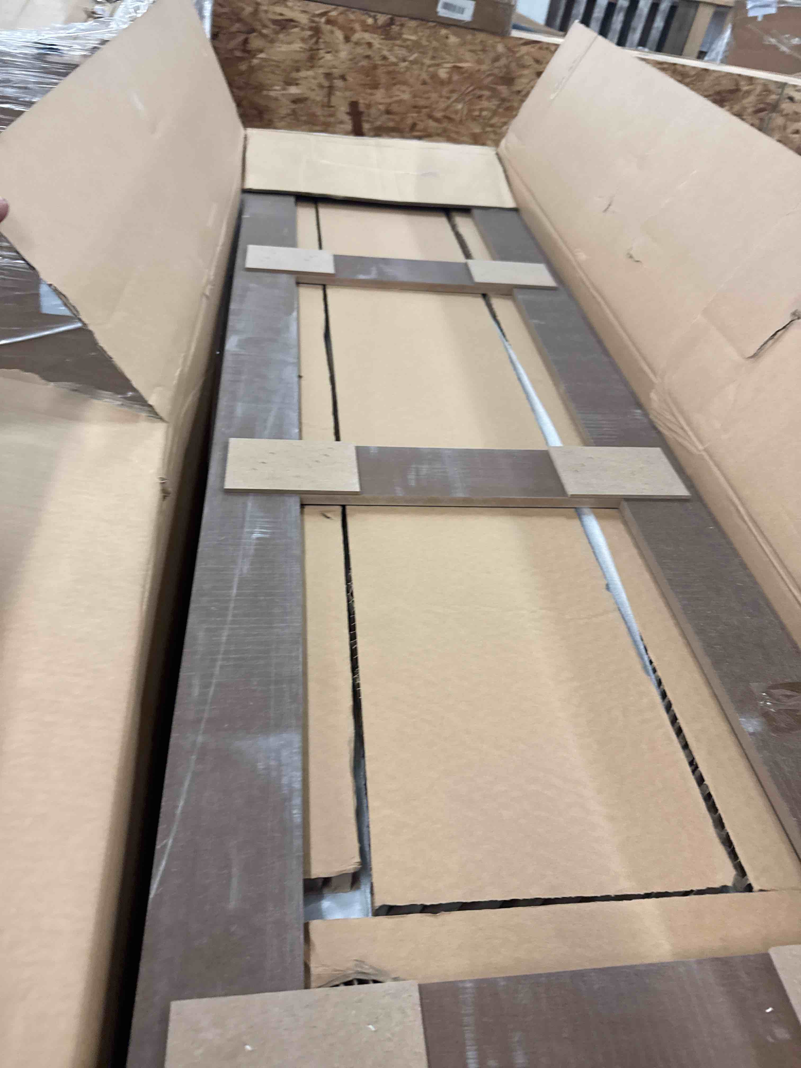 https://s3.amazonaws.com/lotting-images-prod/phillipi/YEL5014652_1752163481942.jpeg