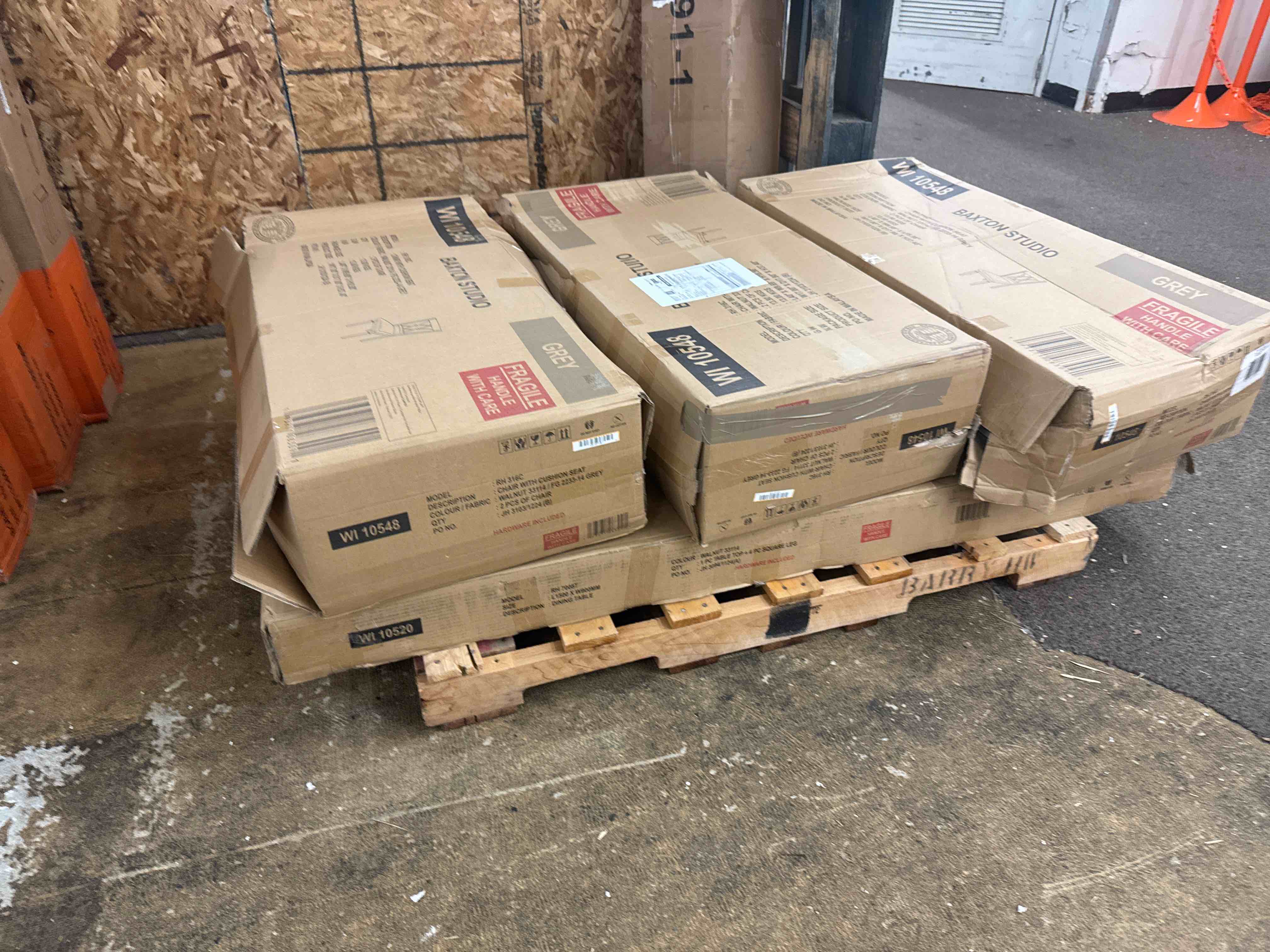 https://s3.amazonaws.com/lotting-images-prod/phillipi/YEL5014660_1752162625935.jpeg