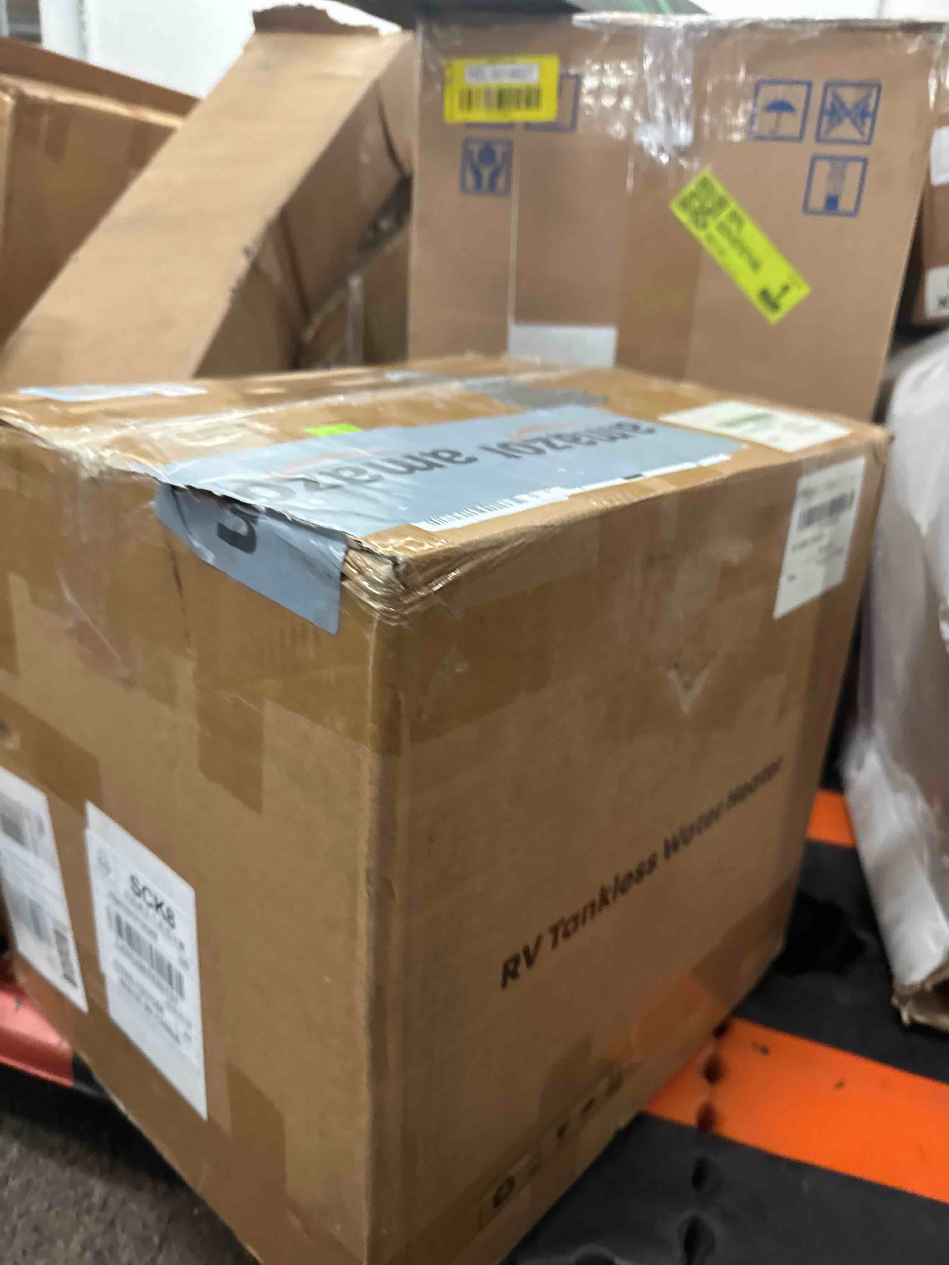 https://s3.amazonaws.com/lotting-images-prod/phillipi/YEL5014661_1752177682106.jpeg