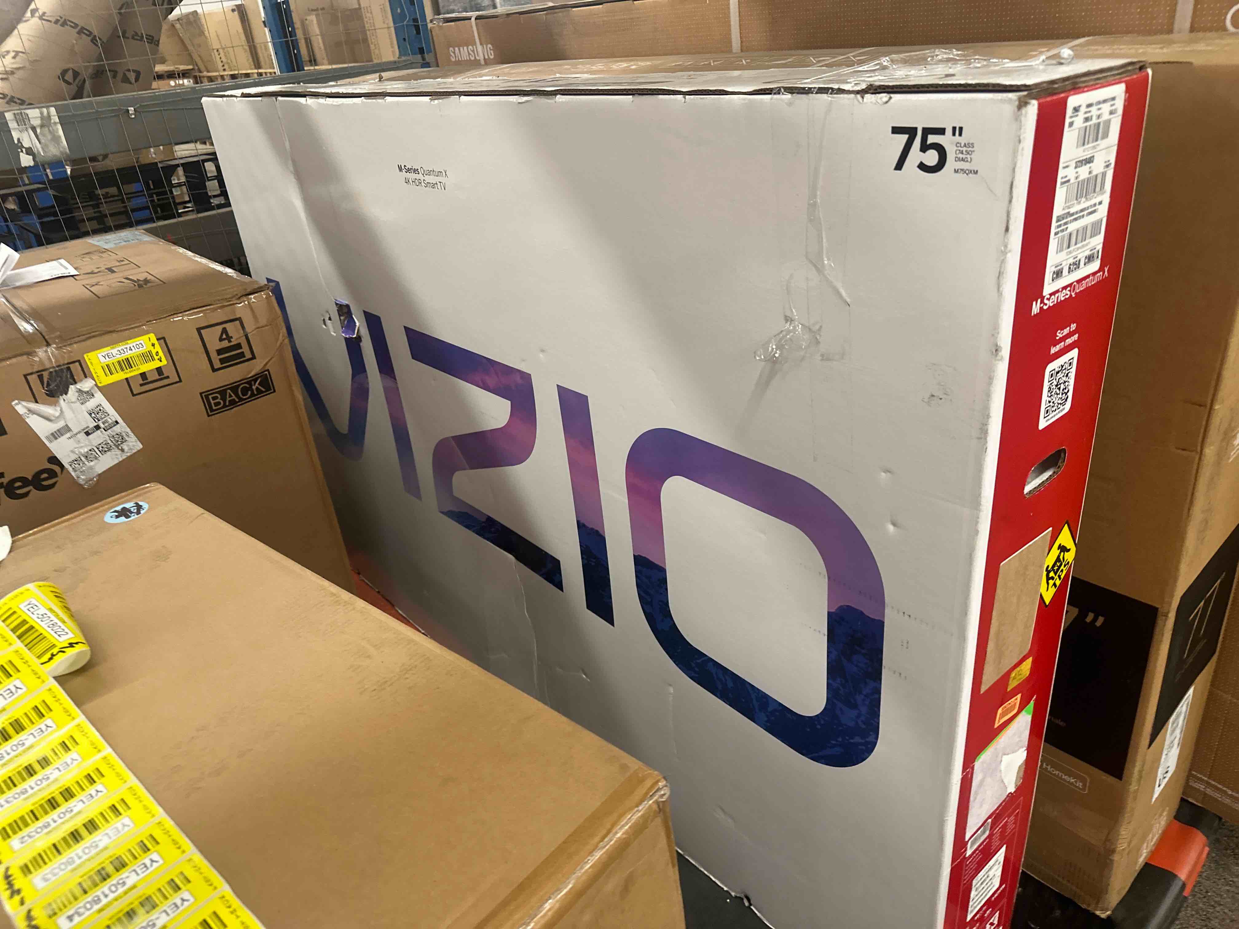 https://s3.amazonaws.com/lotting-images-prod/phillipi/YEL5018036_1693505451854.jpeg
