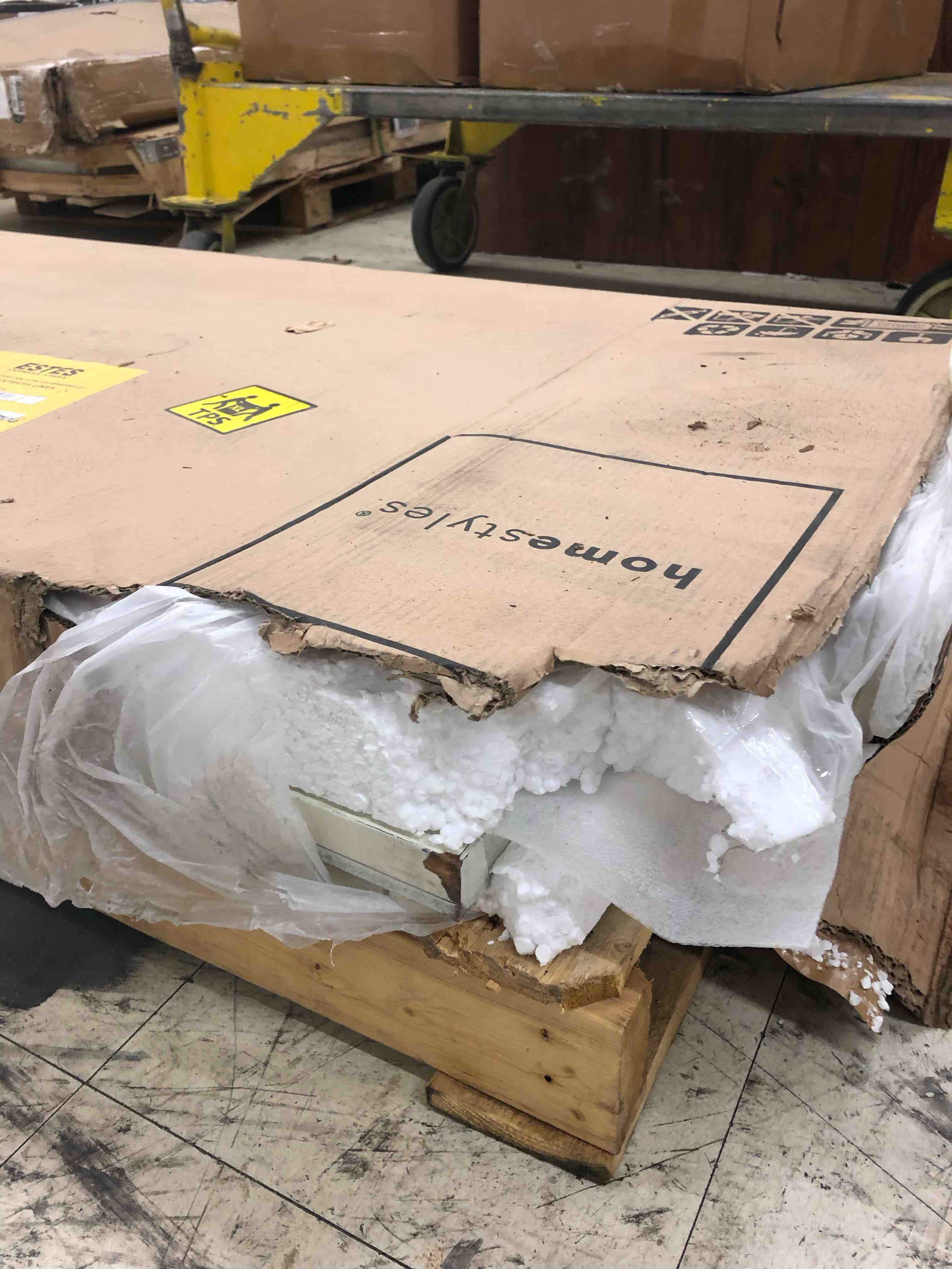 https://s3.amazonaws.com/lotting-images-prod/phillipi/YEL5018082_1703099214166.jpeg