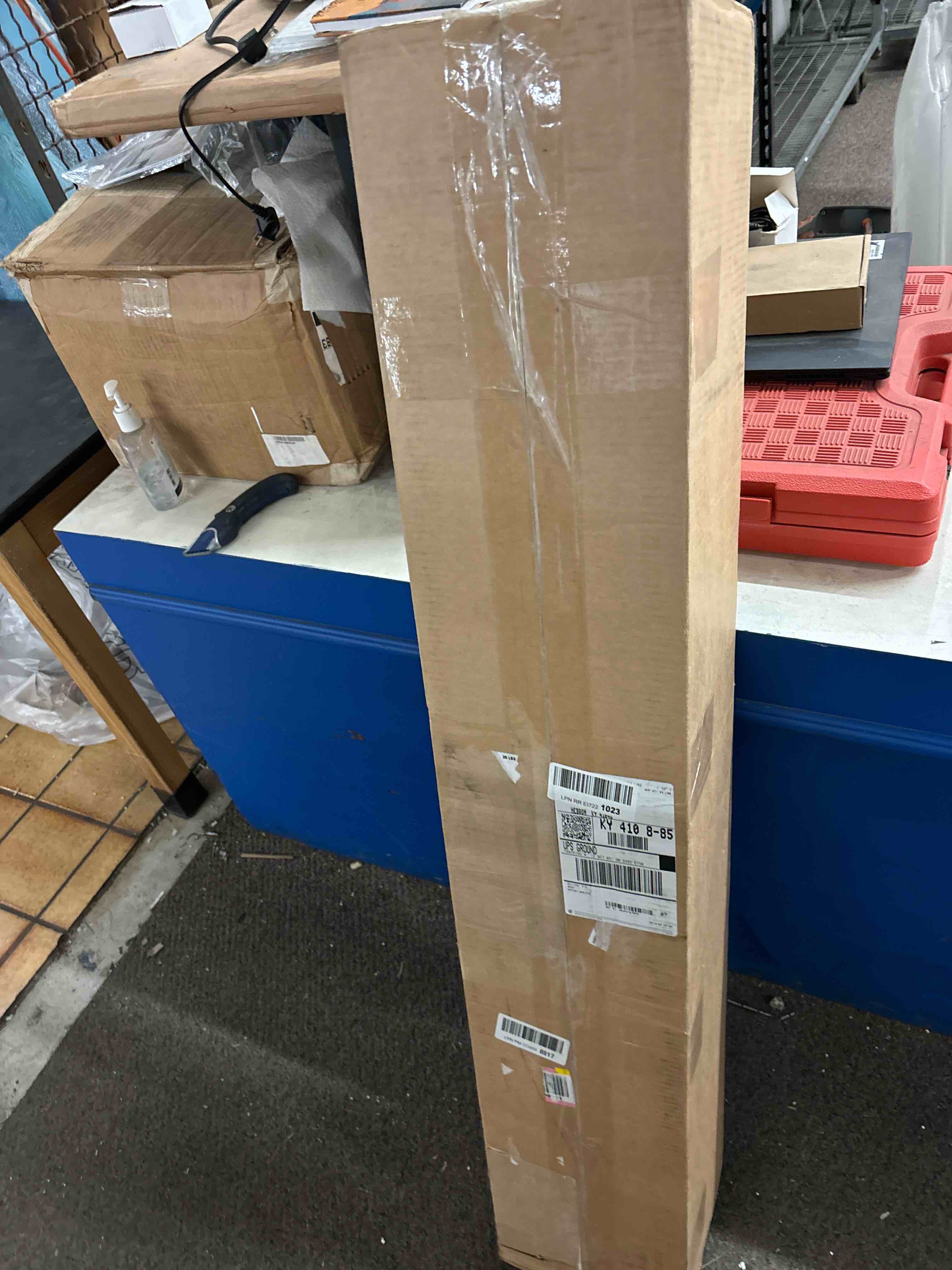 https://s3.amazonaws.com/lotting-images-prod/phillipi/YEL5018126_1703874352705.jpeg