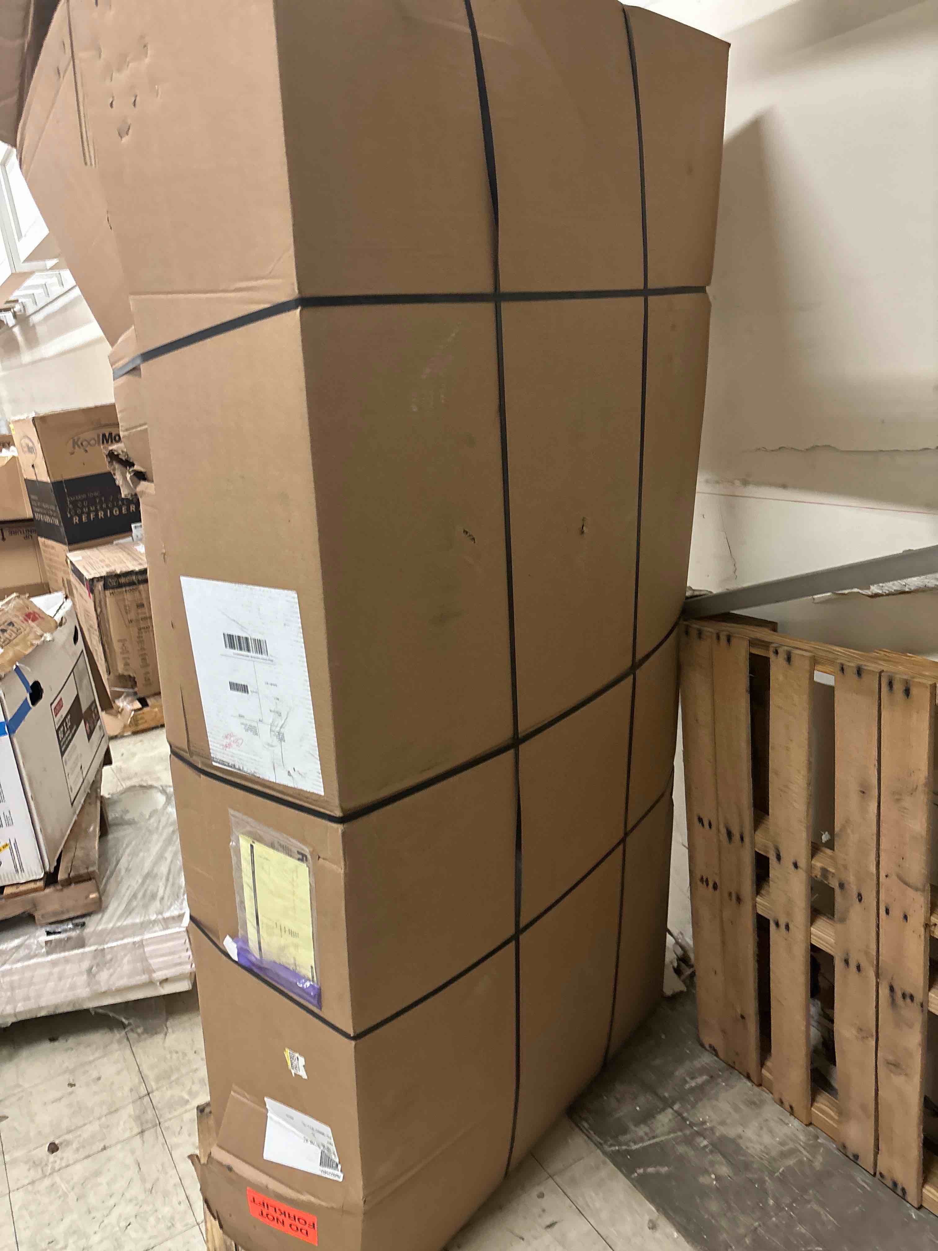 https://s3.amazonaws.com/lotting-images-prod/phillipi/YEL5018139_1703881323978.jpeg