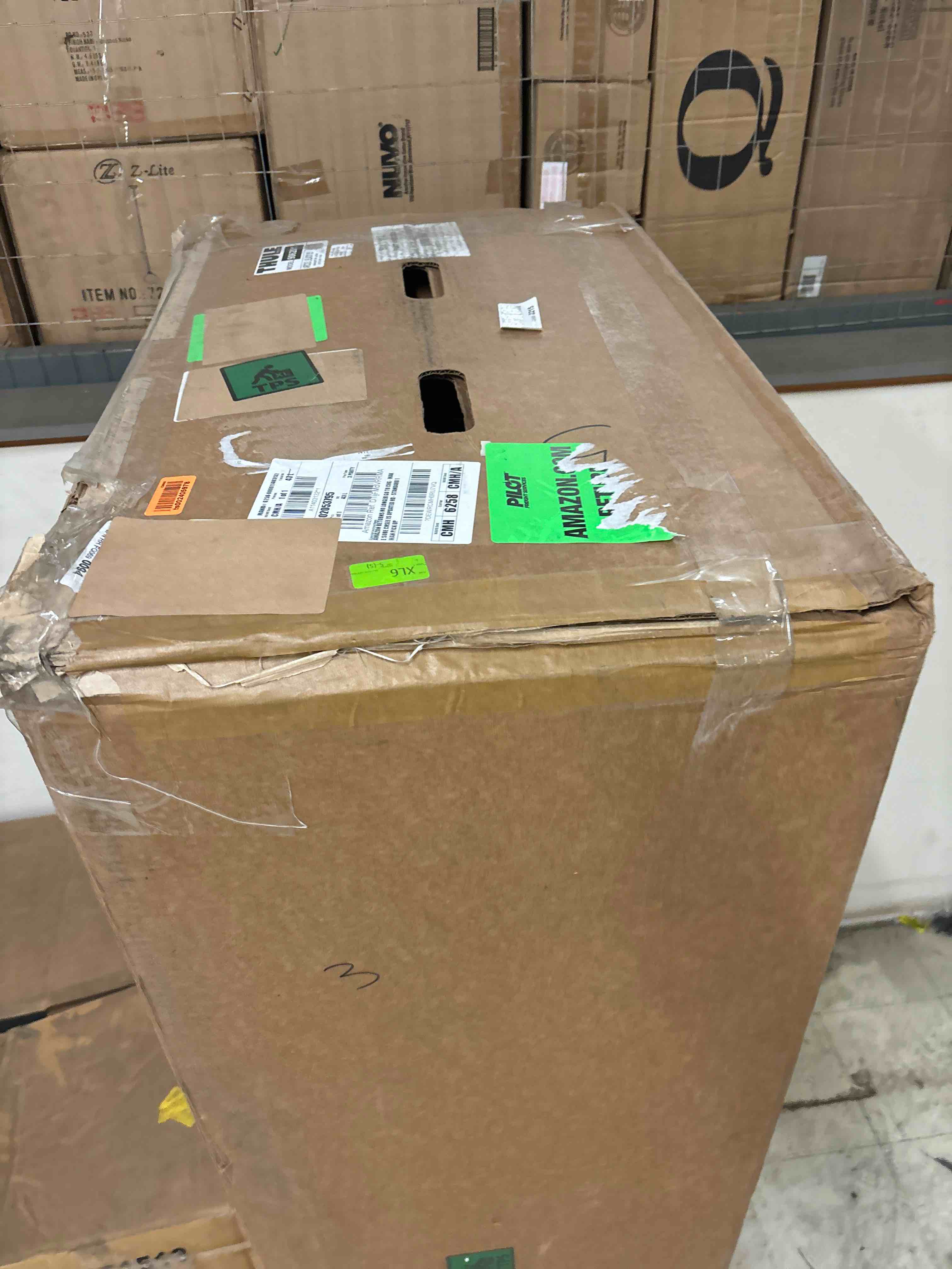 https://s3.amazonaws.com/lotting-images-prod/phillipi/YEL5018140_1703881638446.jpeg