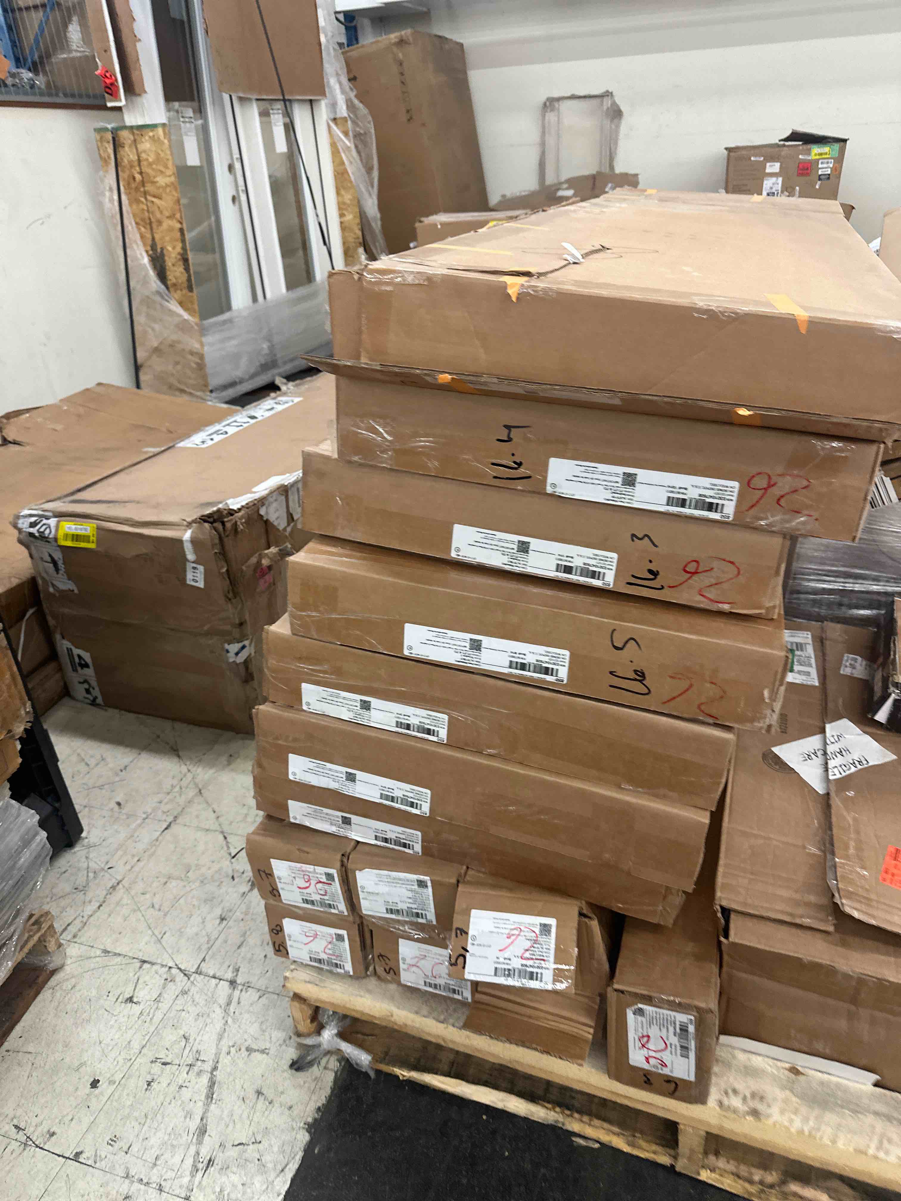 https://s3.amazonaws.com/lotting-images-prod/phillipi/YEL5018529_1718304453025.jpeg