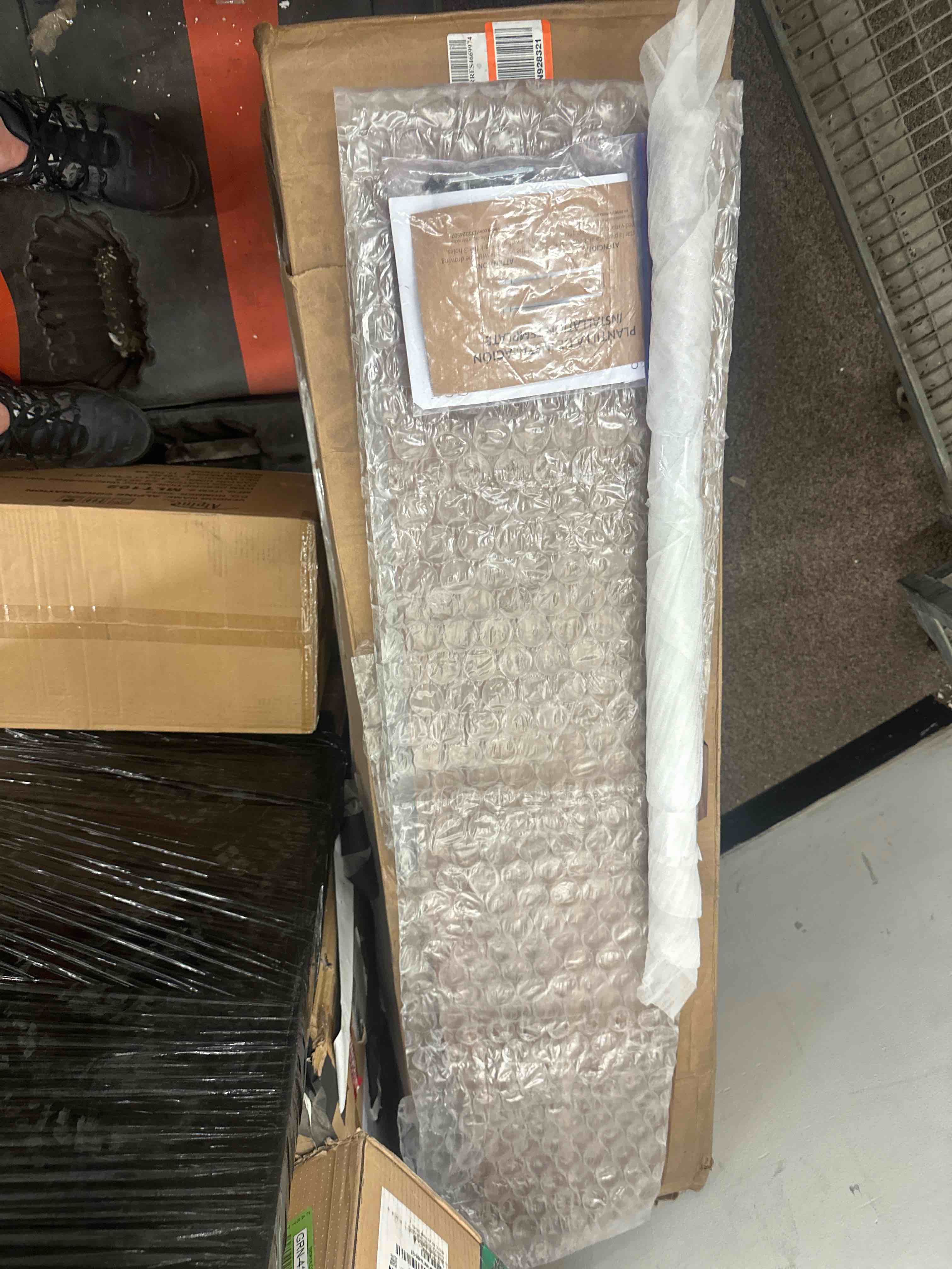 https://s3.amazonaws.com/lotting-images-prod/phillipi/YEL5018694_1718292724958.jpeg