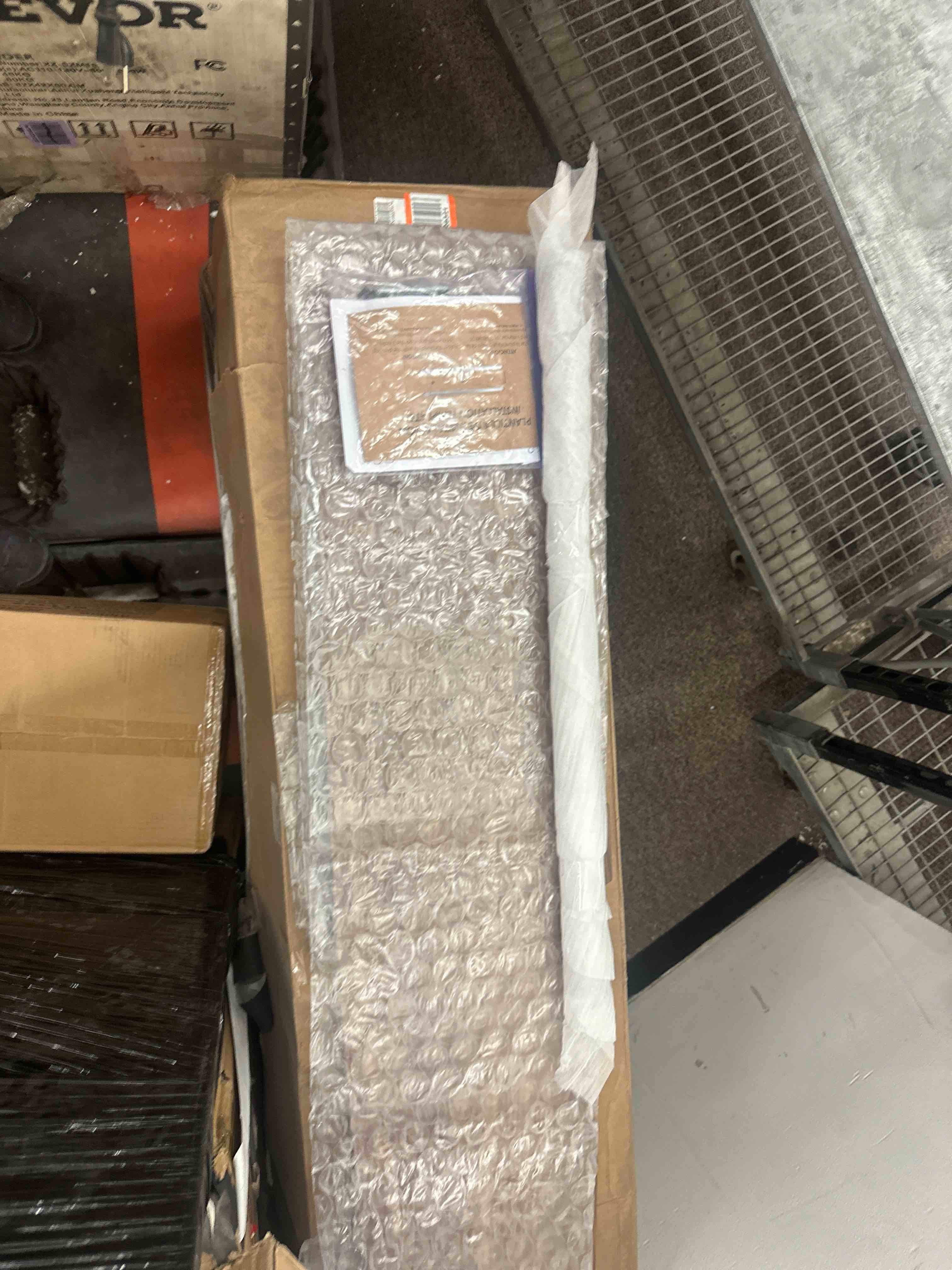 https://s3.amazonaws.com/lotting-images-prod/phillipi/YEL5018694_1718292728596.jpeg