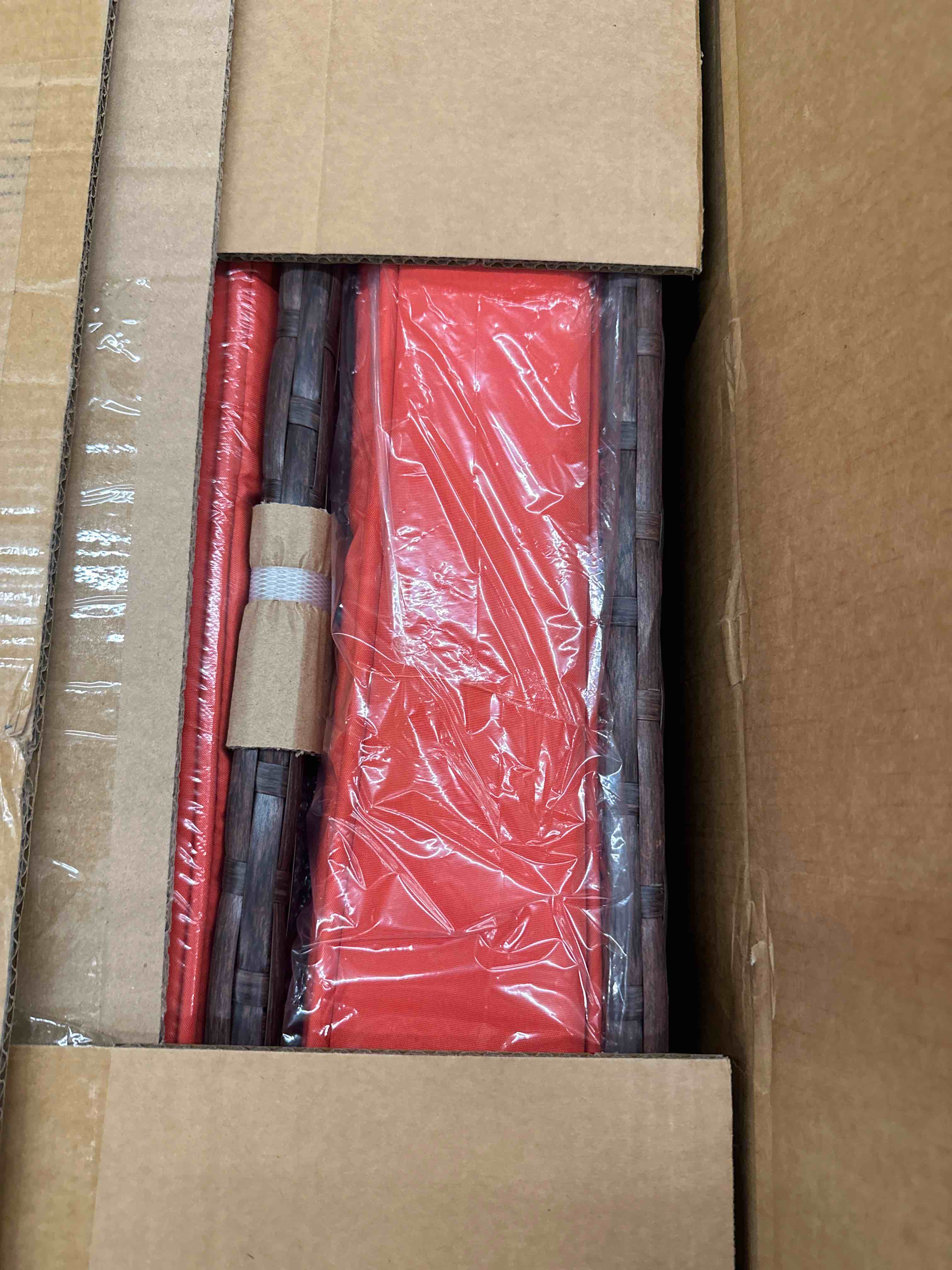 https://s3.amazonaws.com/lotting-images-prod/phillipi/YEL5018711_1718305815011.jpeg