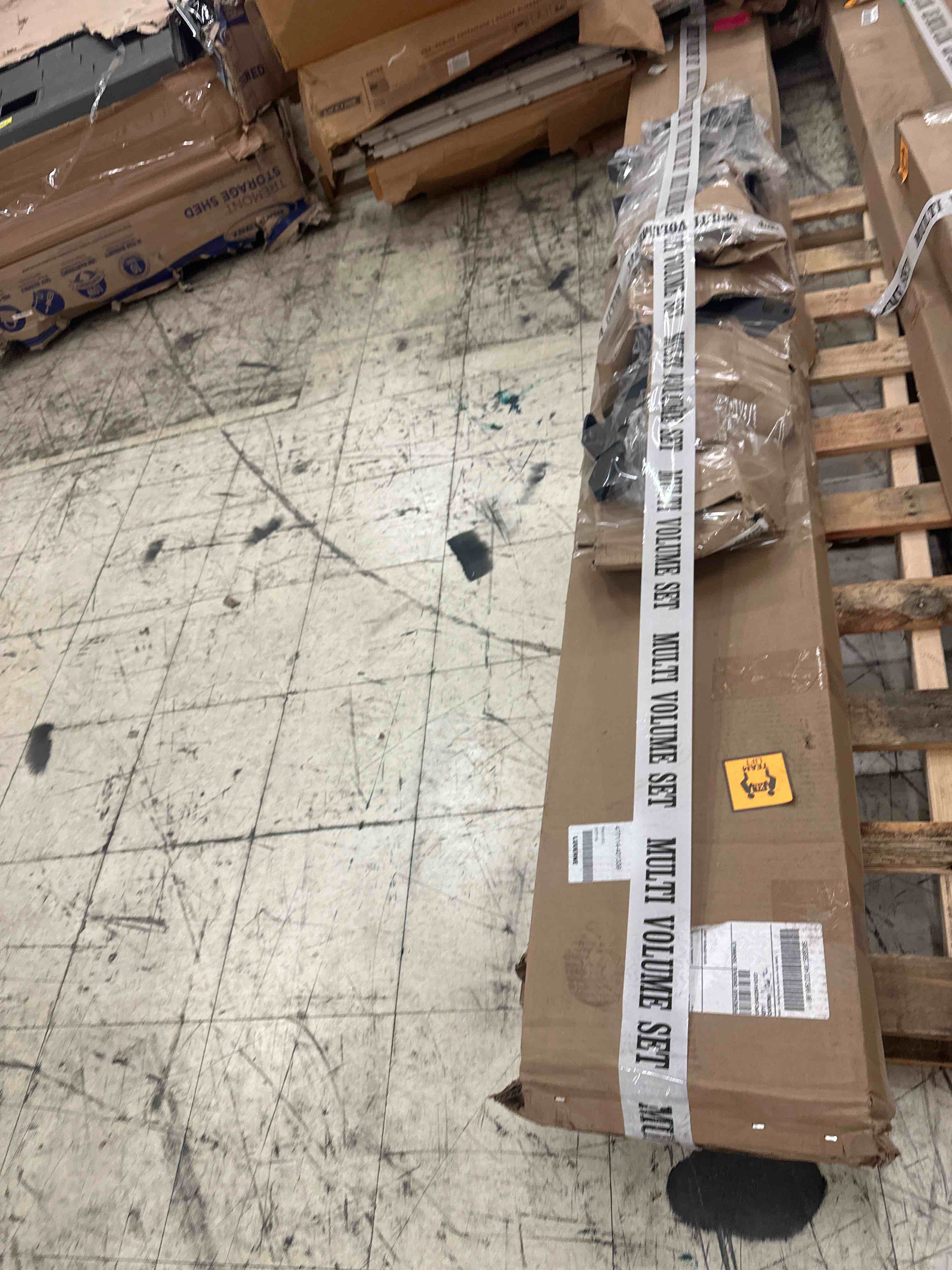 https://s3.amazonaws.com/lotting-images-prod/phillipi/YEL5018719_1717097307930.jpeg
