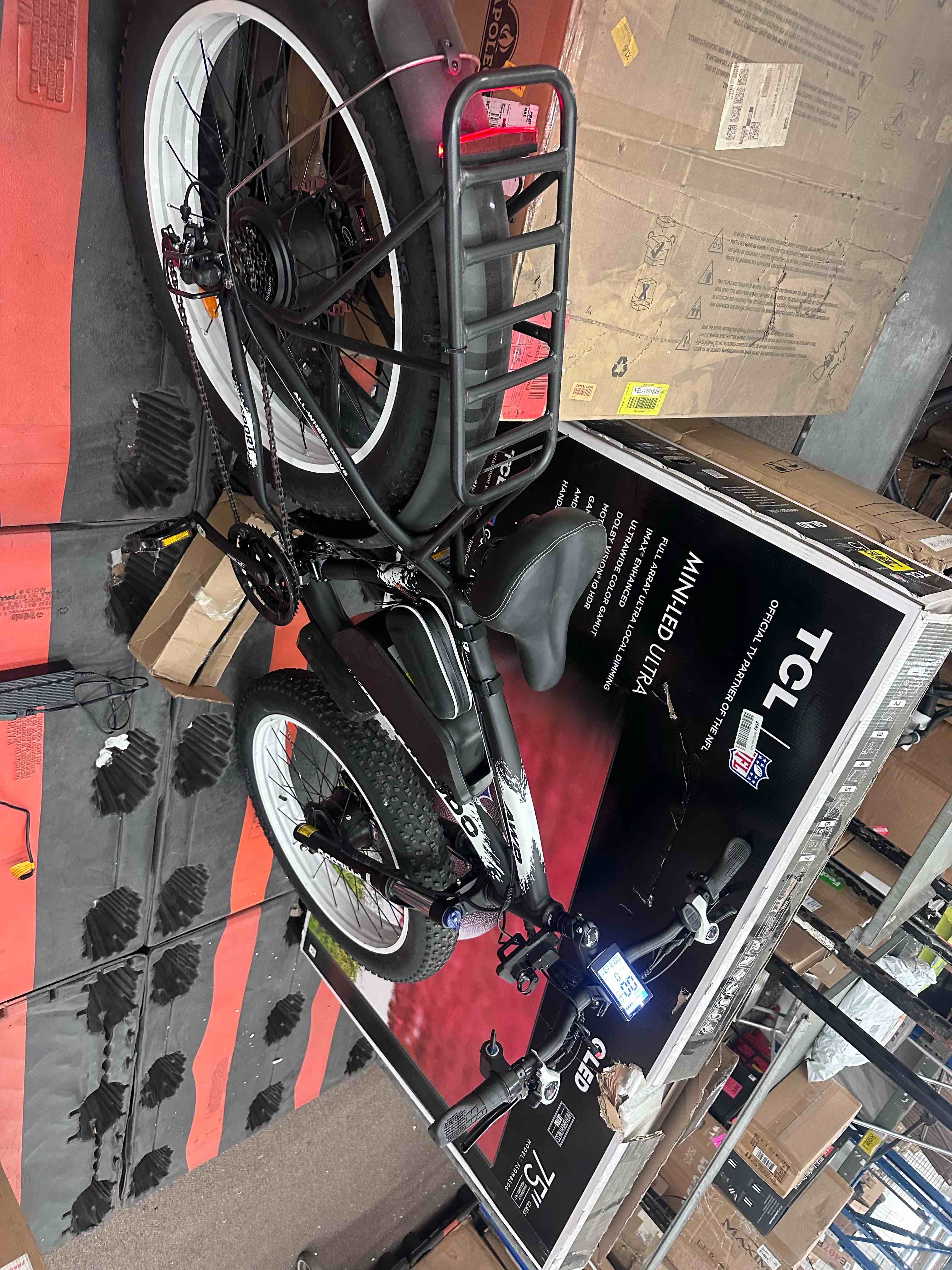 https://s3.amazonaws.com/lotting-images-prod/phillipi/YEL5018743_1717083705142.jpeg