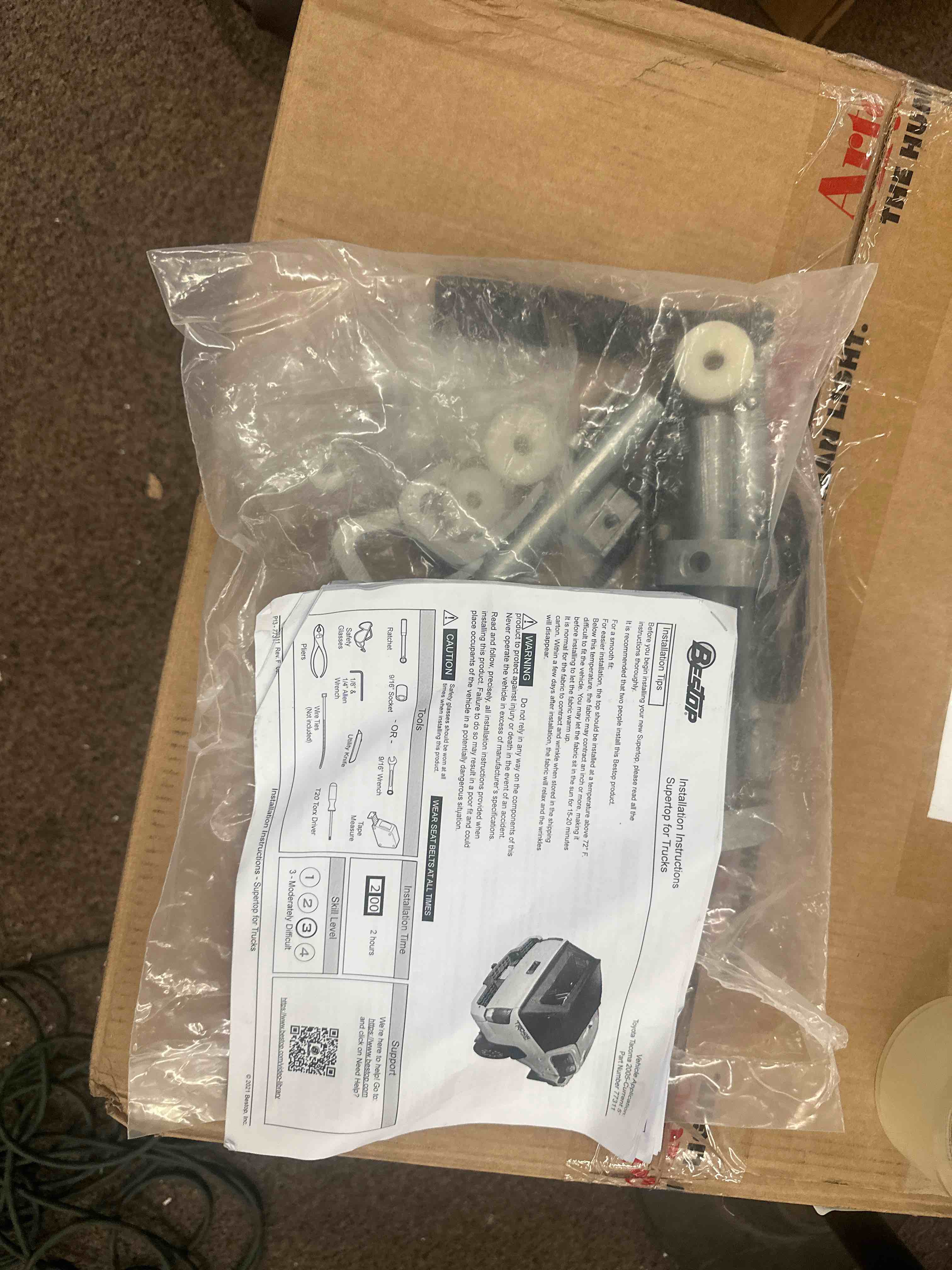 https://s3.amazonaws.com/lotting-images-prod/phillipi/YEL5018744_1717084634063.jpeg