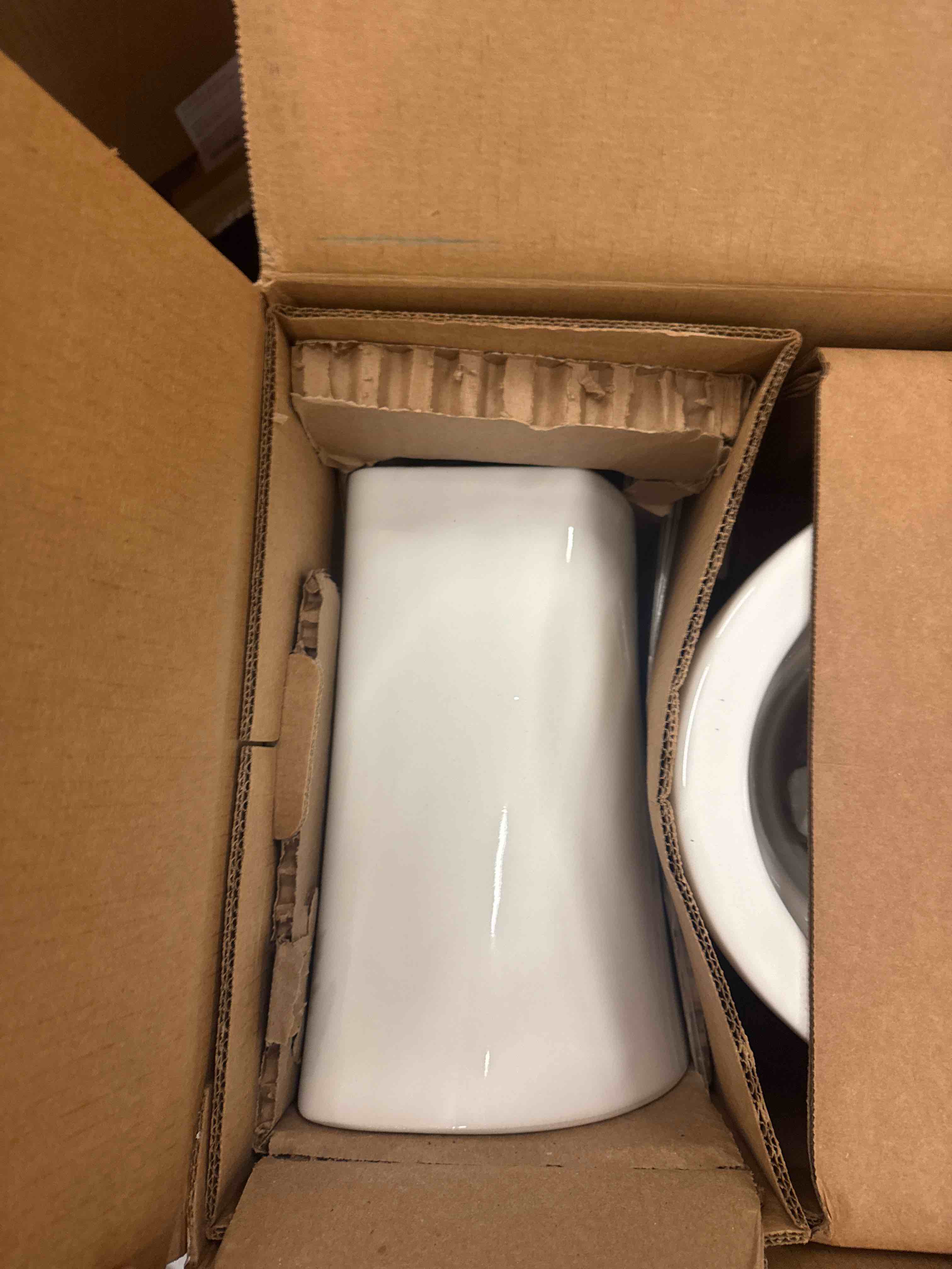 https://s3.amazonaws.com/lotting-images-prod/phillipi/YEL5019361_1740071629923.jpeg