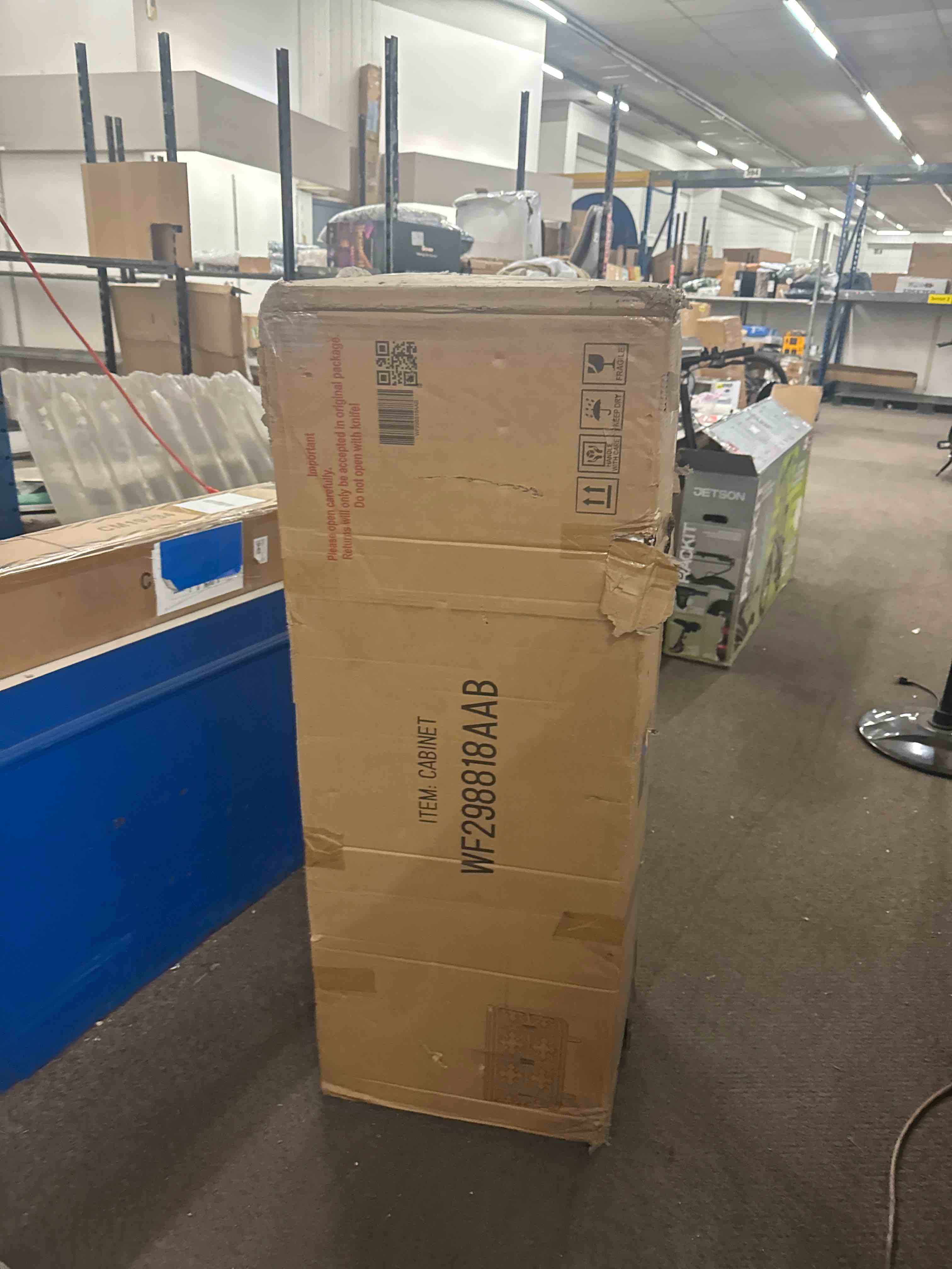 https://s3.amazonaws.com/lotting-images-prod/phillipi/YEL5019364_1740073476247.jpeg