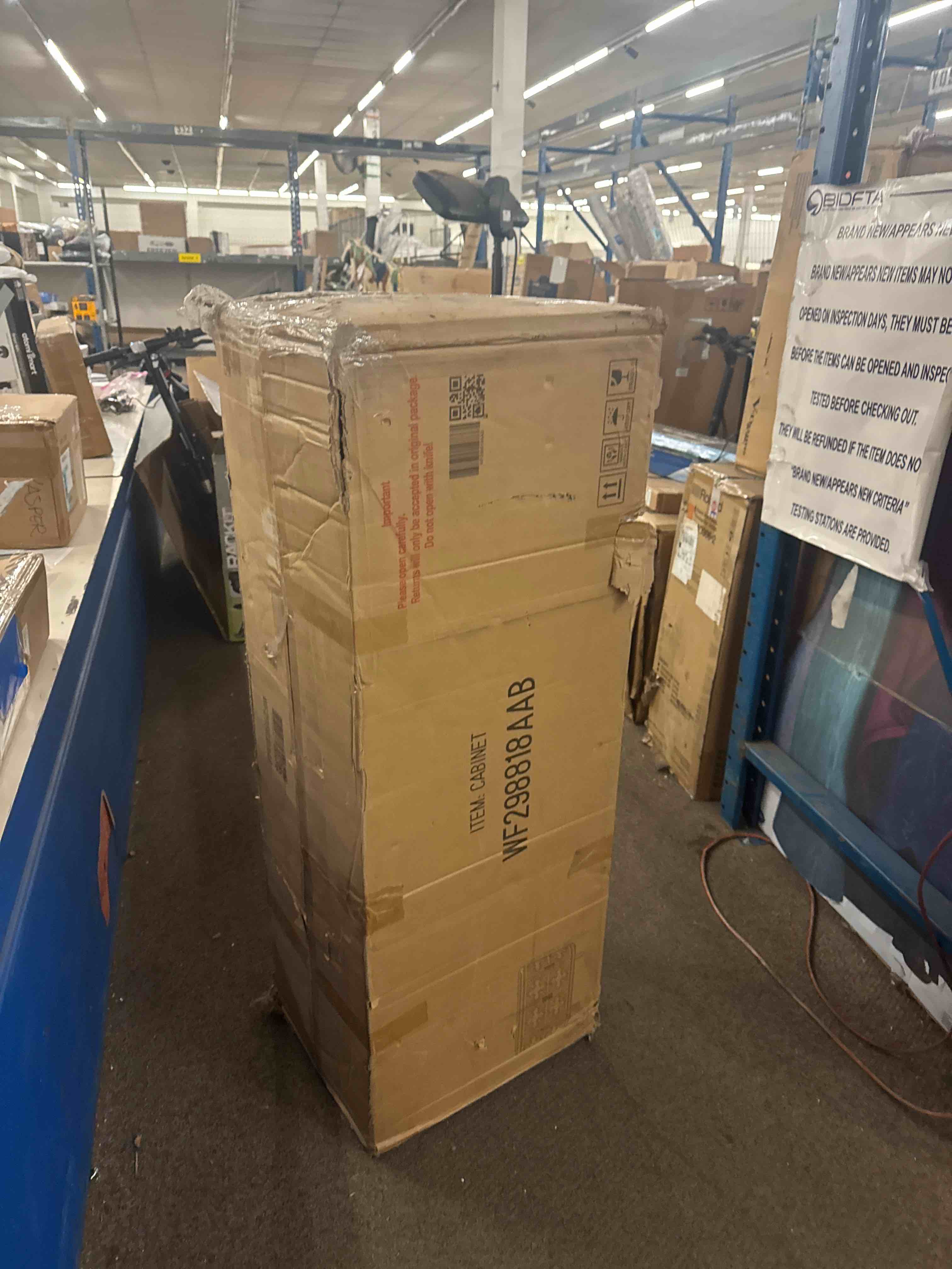 https://s3.amazonaws.com/lotting-images-prod/phillipi/YEL5019364_1740073478874.jpeg