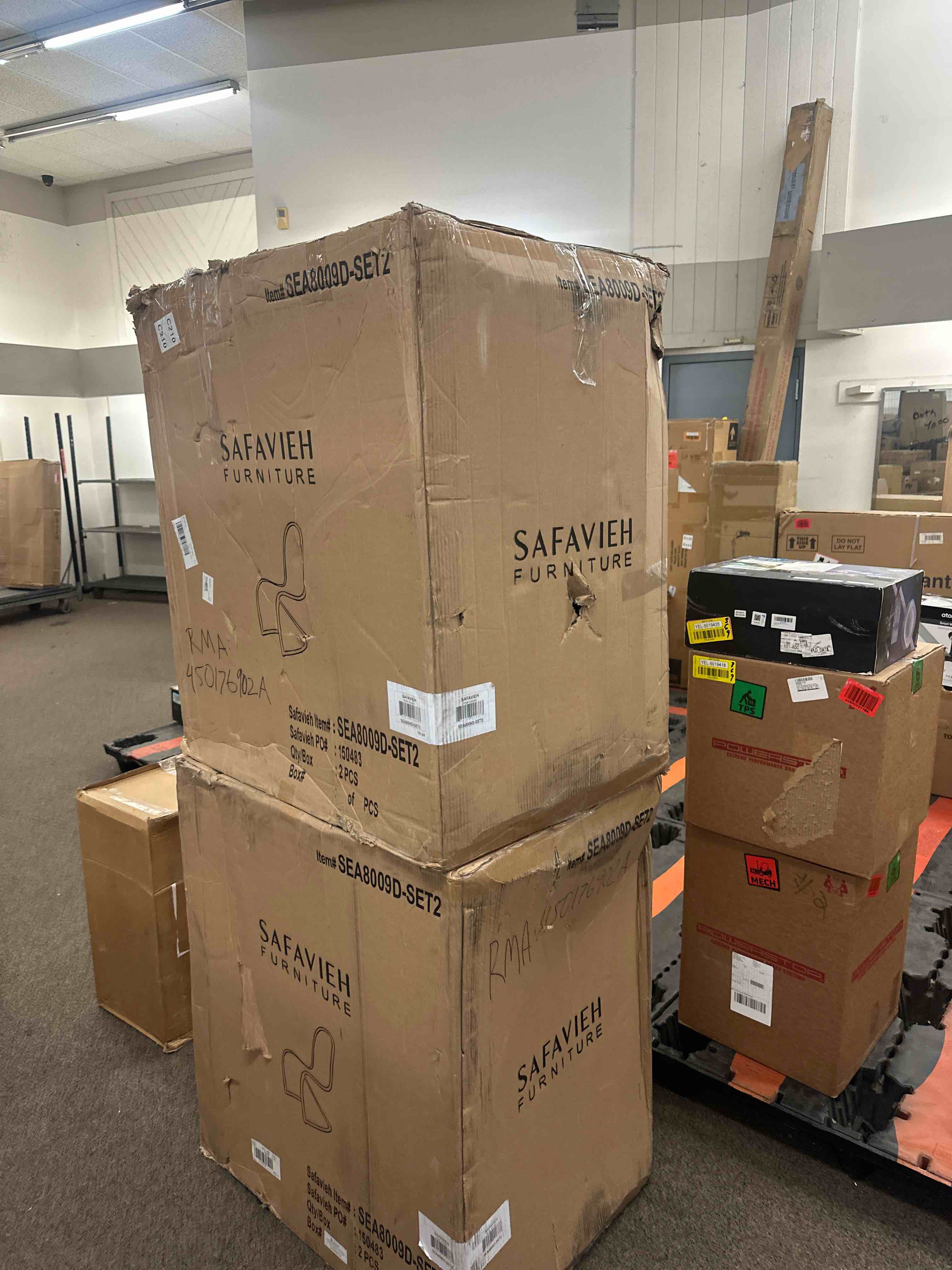 https://s3.amazonaws.com/lotting-images-prod/phillipi/YEL5019421_1741283589958.jpeg
