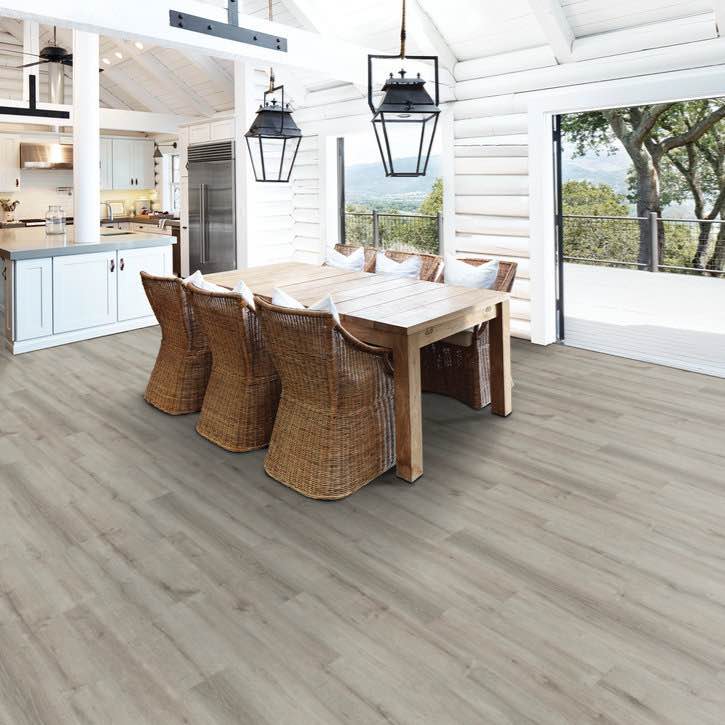 (166.38 Sq Ft.) Floorte RT182712 BRIO PLUS BEACK OAK (BID IS PER SQ FT. LOT IS FOR 166.38 SQ FT TOTAL. MSRP: $3.99 Per SQ FT.)
