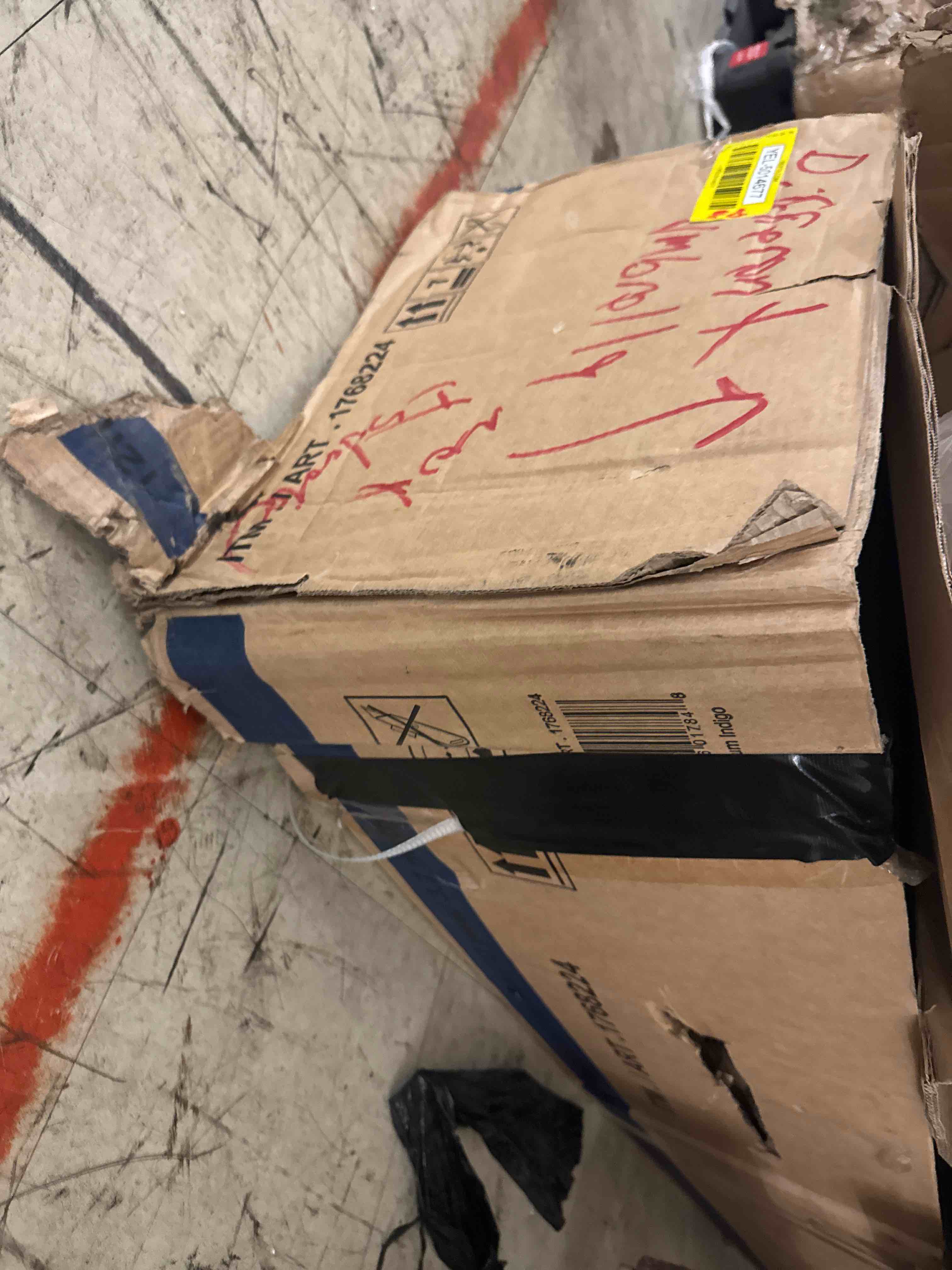 https://s3.amazonaws.com/lotting-images-prod/phillipi/YEL5019854_1753390627654.jpeg