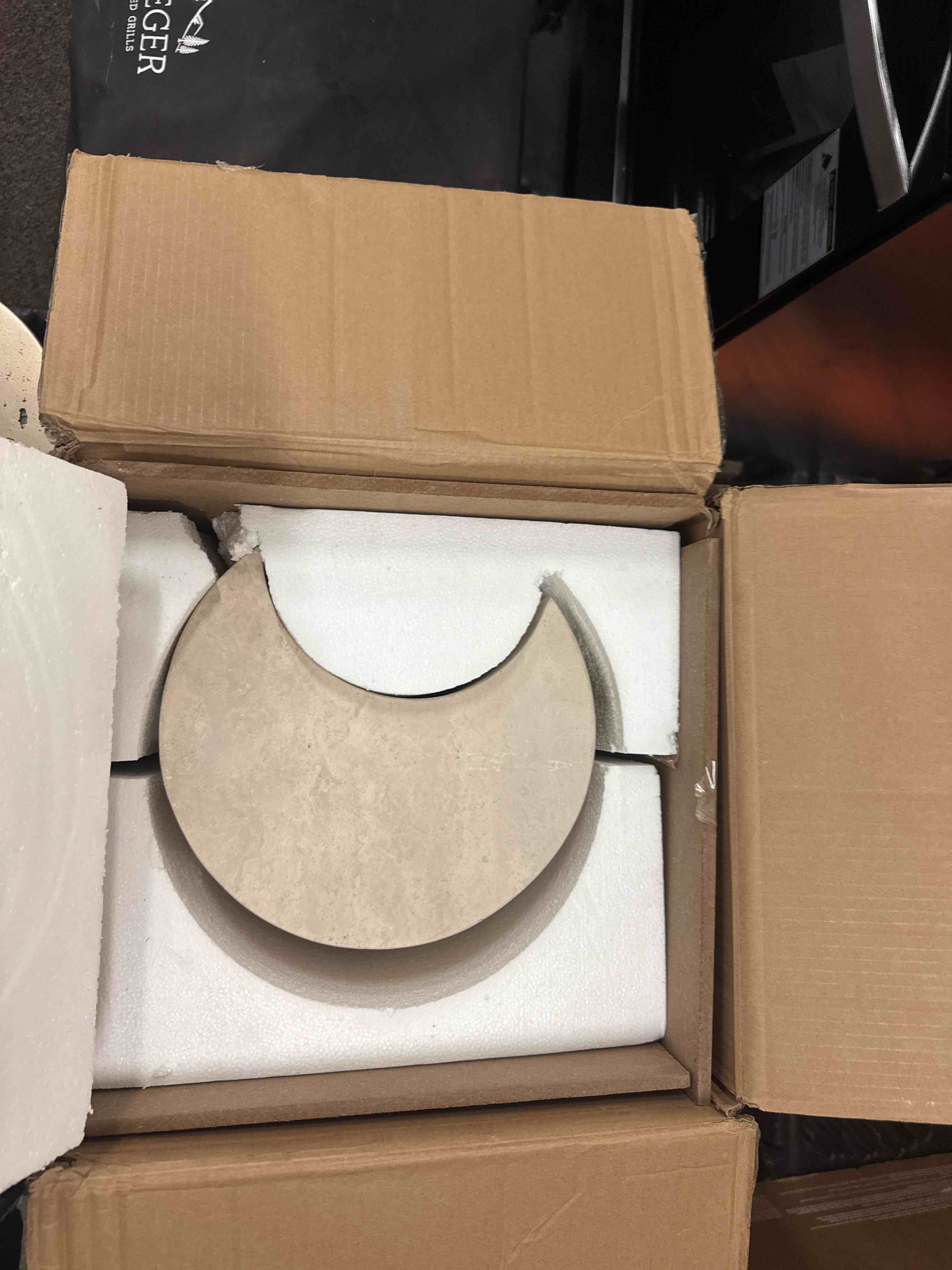 https://s3.amazonaws.com/lotting-images-prod/phillipi/YEL5019857_1753374071328.jpeg