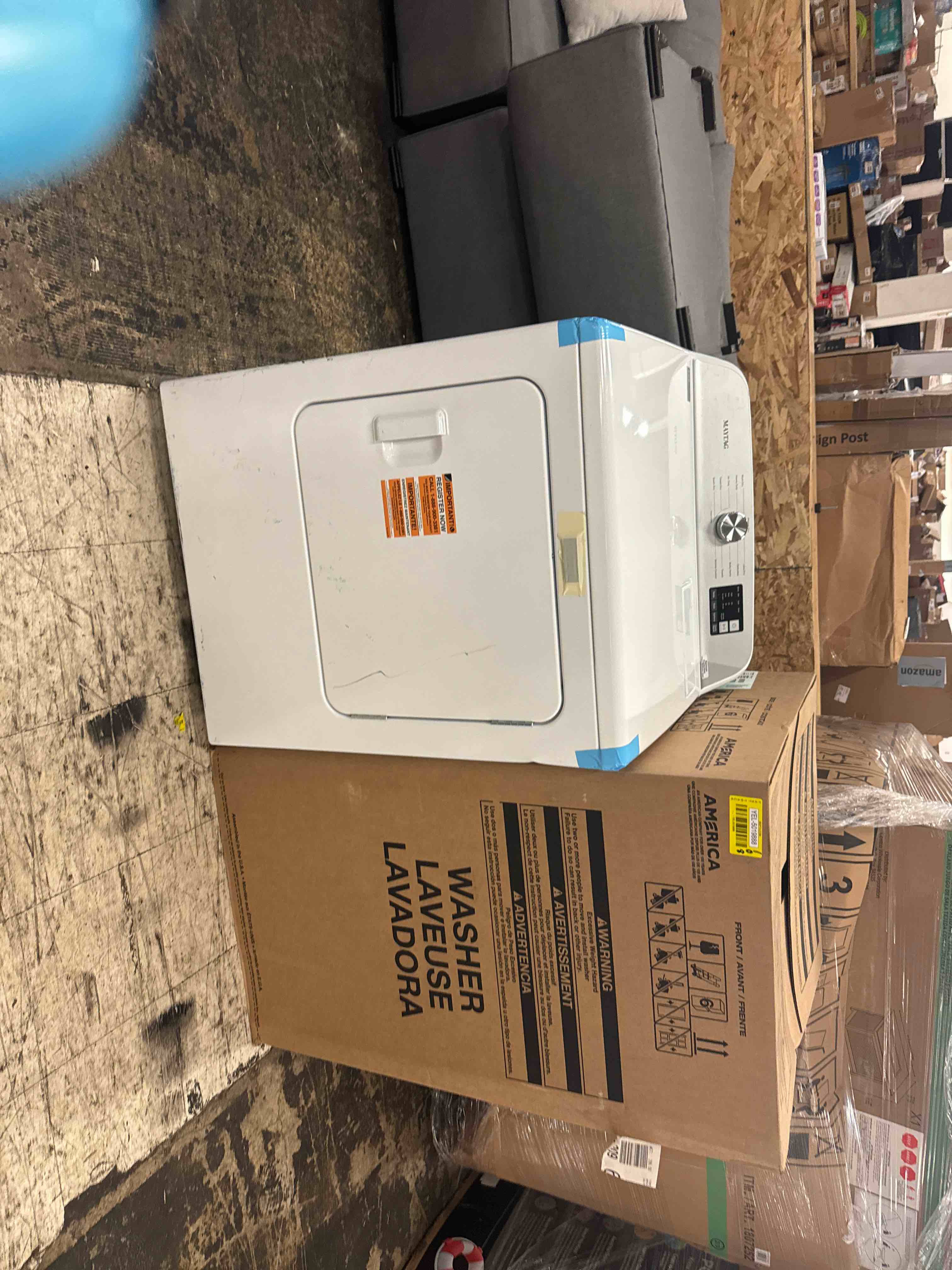 https://s3.amazonaws.com/lotting-images-prod/phillipi/YEL5019888_1753389301263.jpeg