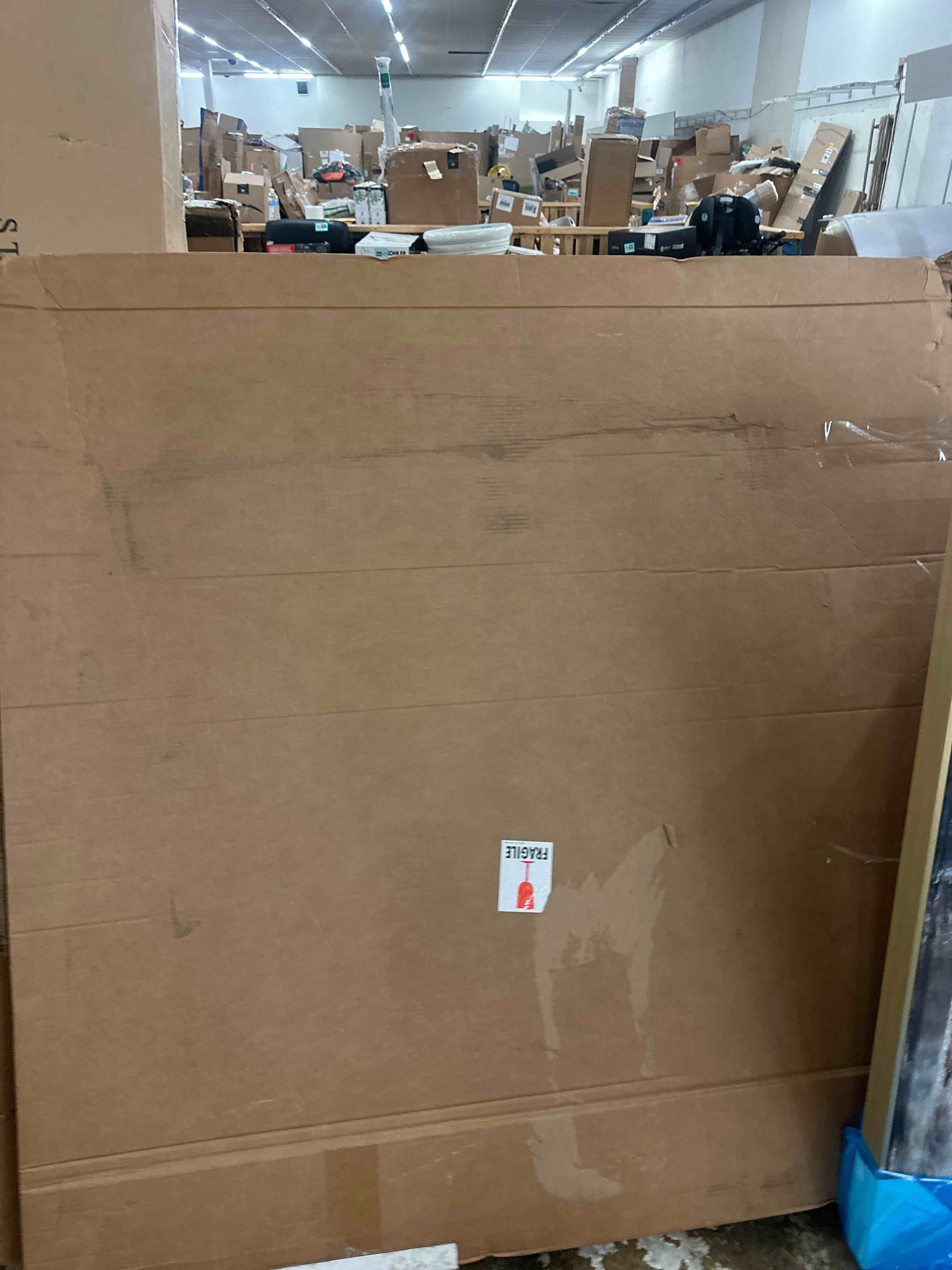 https://s3.amazonaws.com/lotting-images-prod/phillipi/YEL5019906_1753984405618.jpeg
