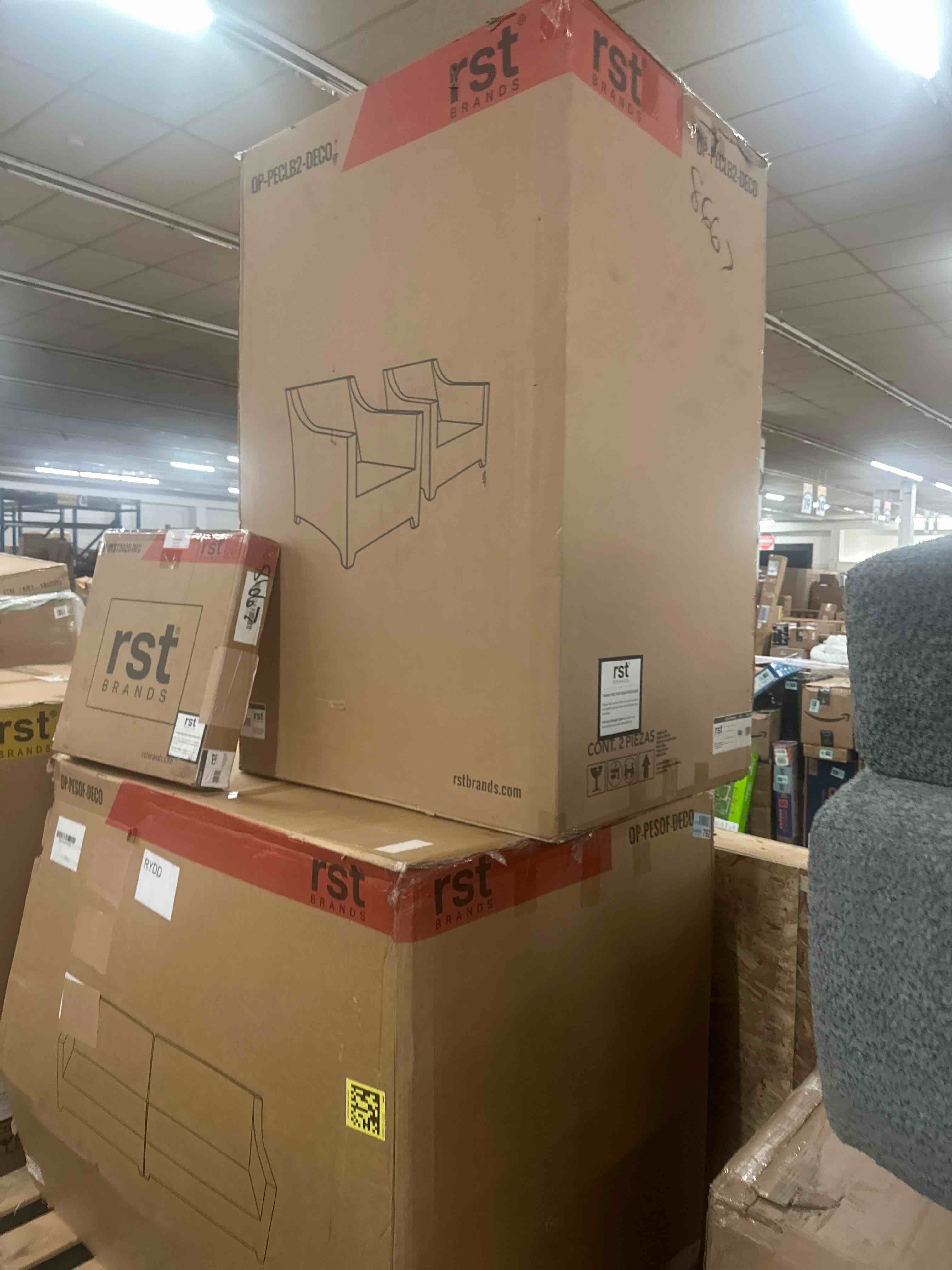 https://s3.amazonaws.com/lotting-images-prod/phillipi/YEL5019925_1753978319580.jpeg