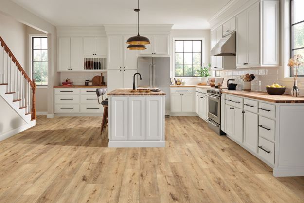 (79.7 Sq Ft.) LANDSCAPE TRADITIONS  Sunny Style 8.03" TimberTru # L8RL123EIR (BID IS PER SQ FT, LOT IS FOR 79.7 SQ FT TOTAL. MSRP: $5.49 Per Sq.Ft. Great for Closets Half Baths, Mudroom etc. 