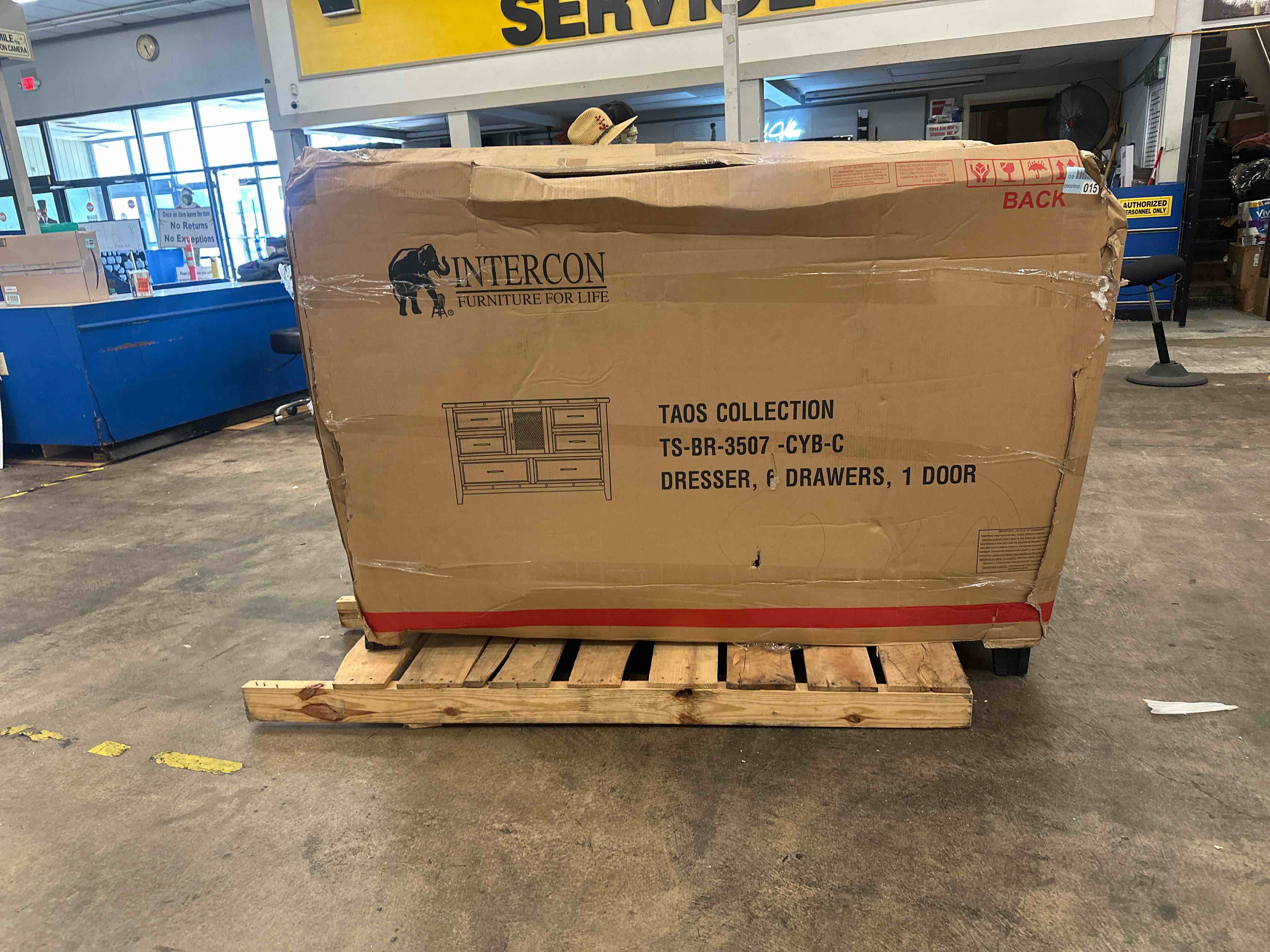 https://s3.amazonaws.com/lotting-images-prod/phillipi/YEL5019964_1754060840903.jpeg