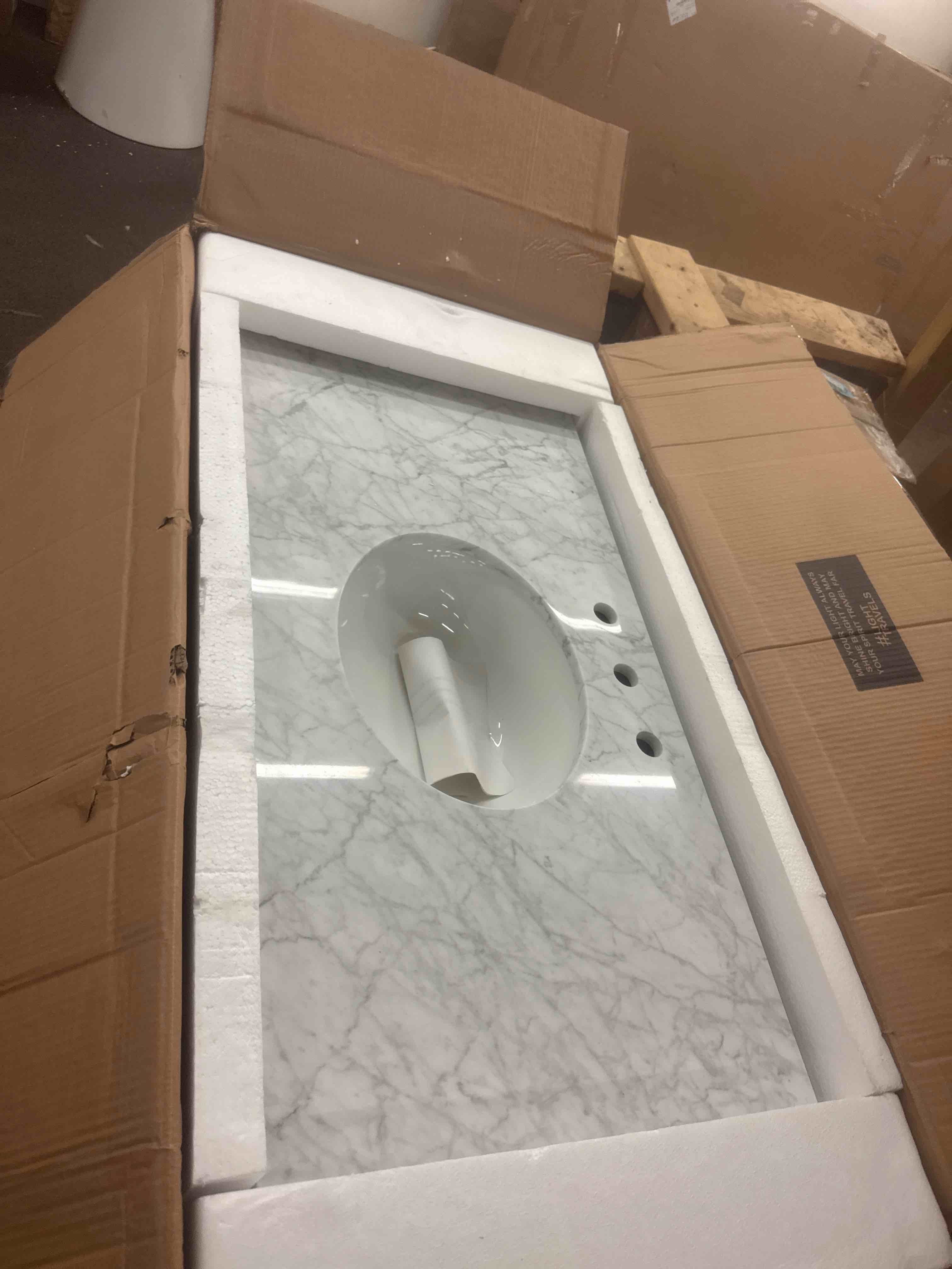 https://s3.amazonaws.com/lotting-images-prod/phillipi/YEL5019985_1754595155466.jpeg