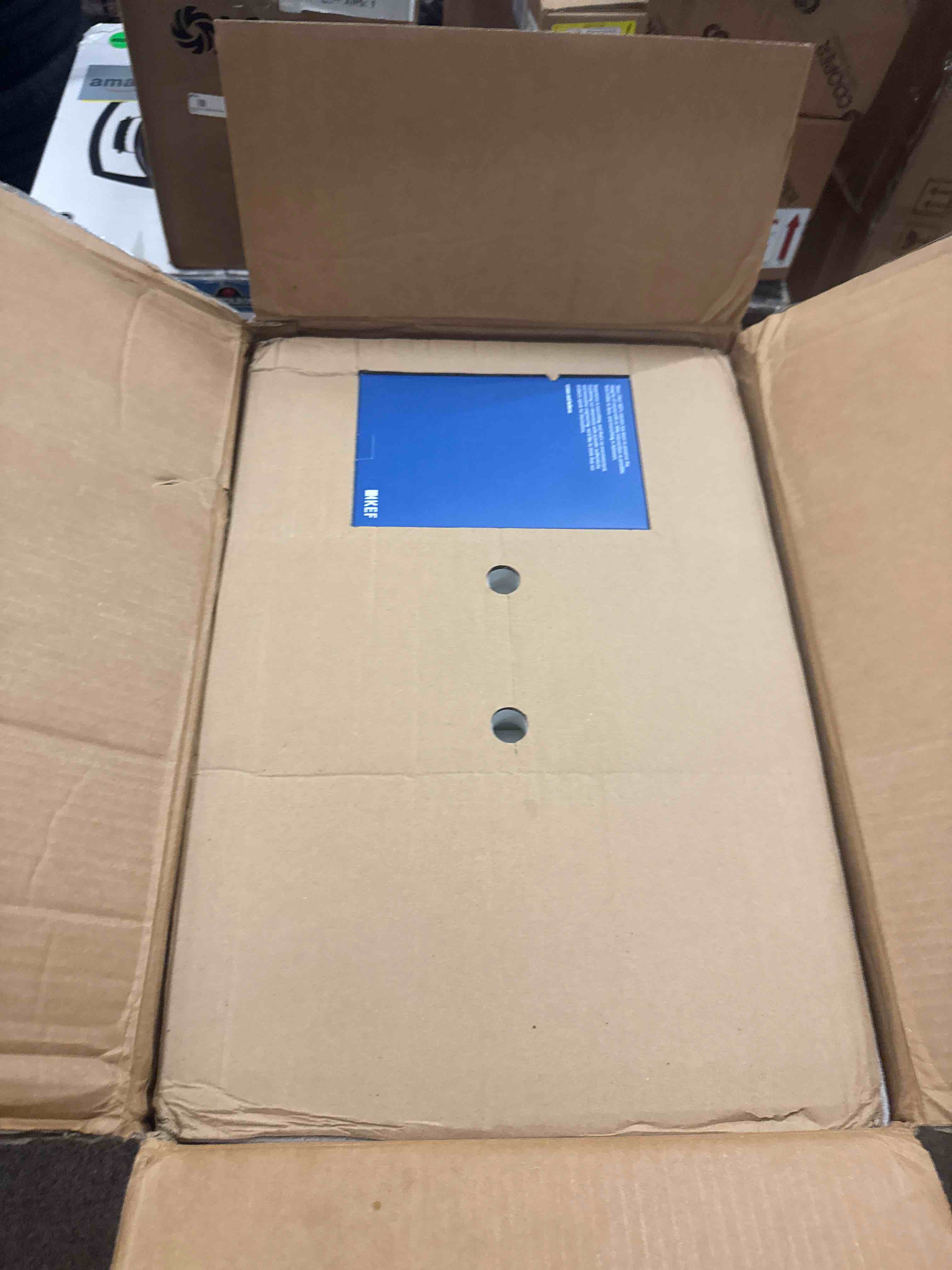 https://s3.amazonaws.com/lotting-images-prod/phillipi/YEL5019989_1754598011691.jpeg