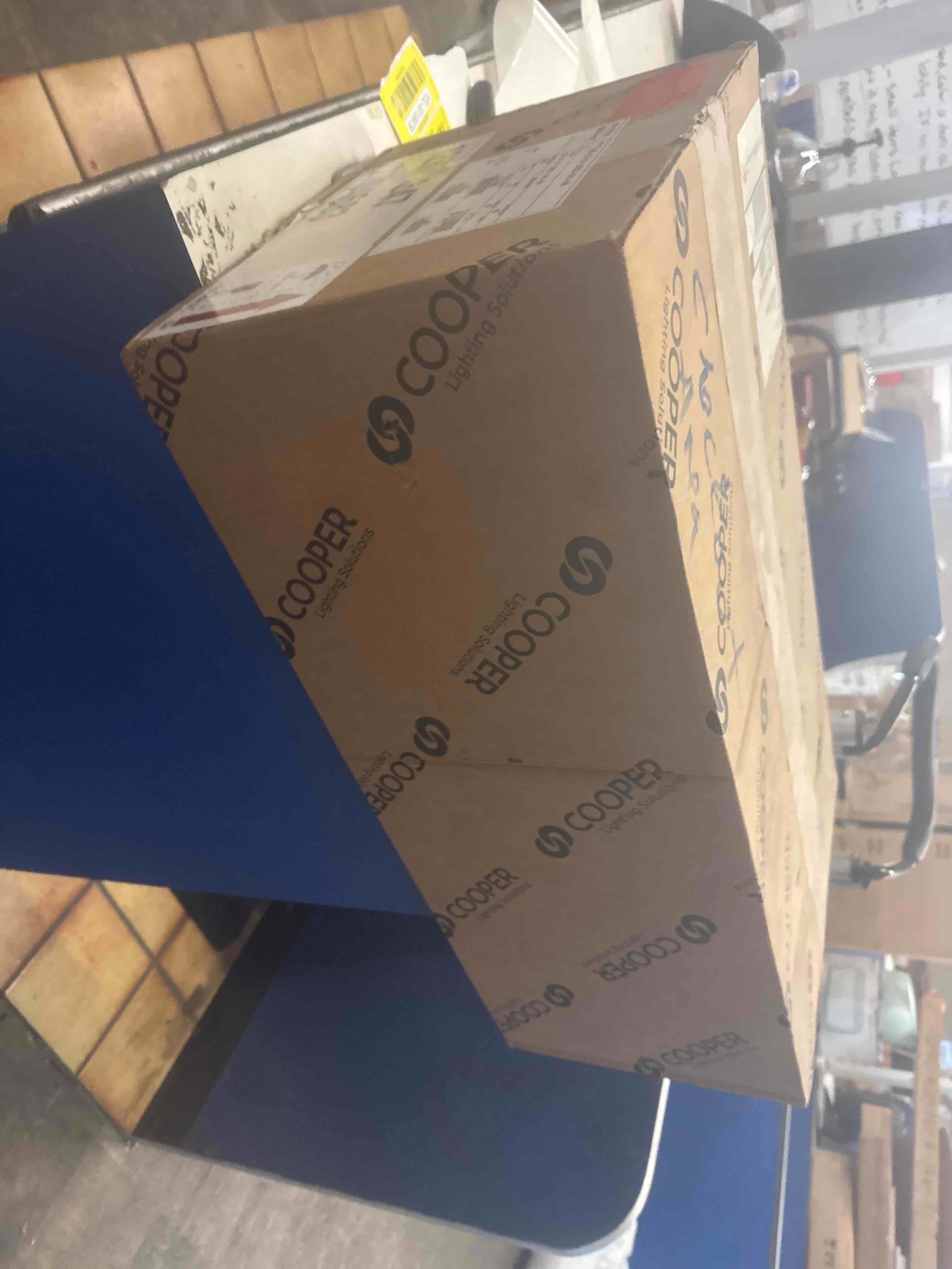 https://s3.amazonaws.com/lotting-images-prod/phillipi/YEL5020000_1754586017991.jpeg