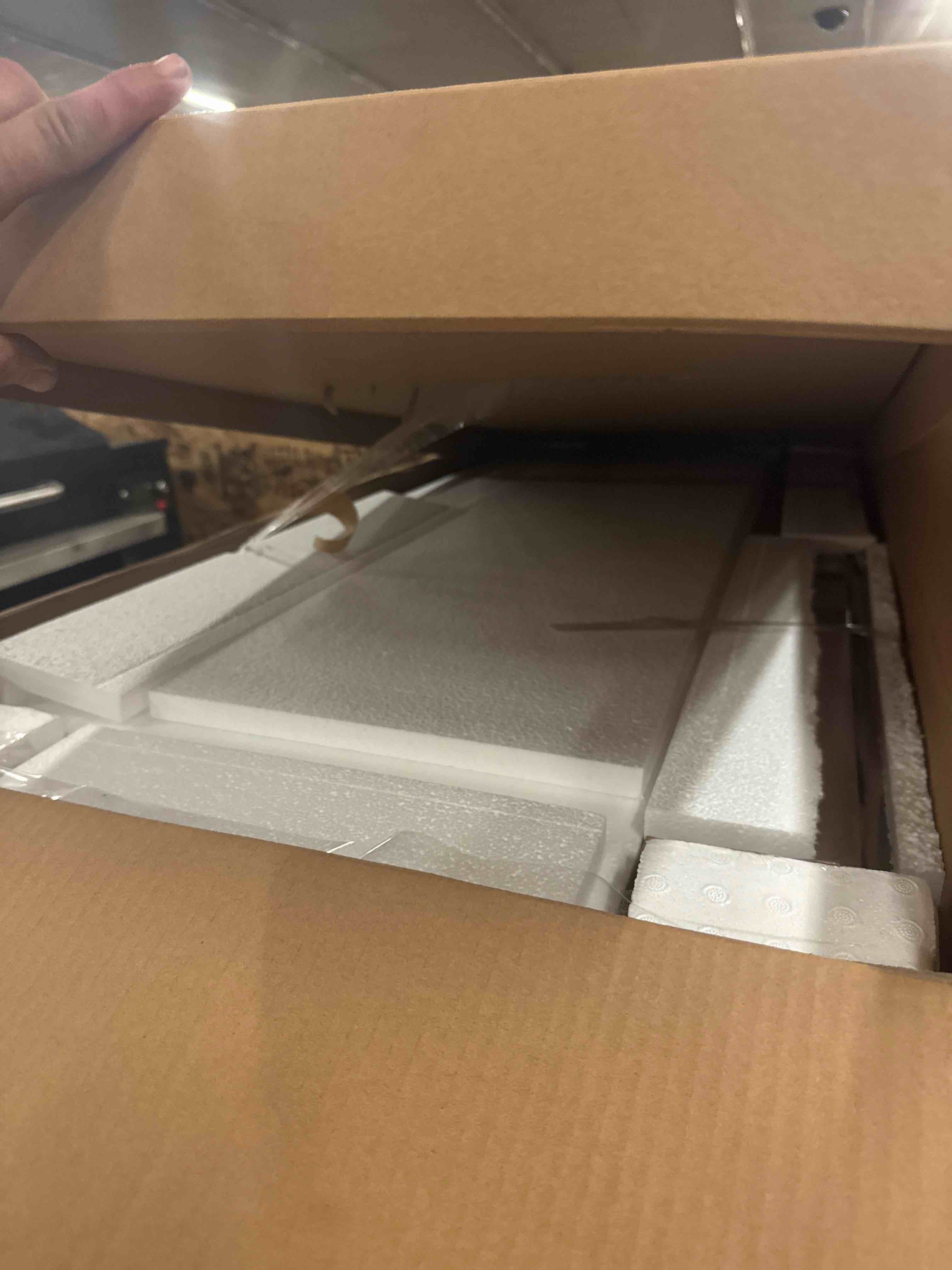 https://s3.amazonaws.com/lotting-images-prod/phillipi/YEL5020013_1754589970137.jpeg