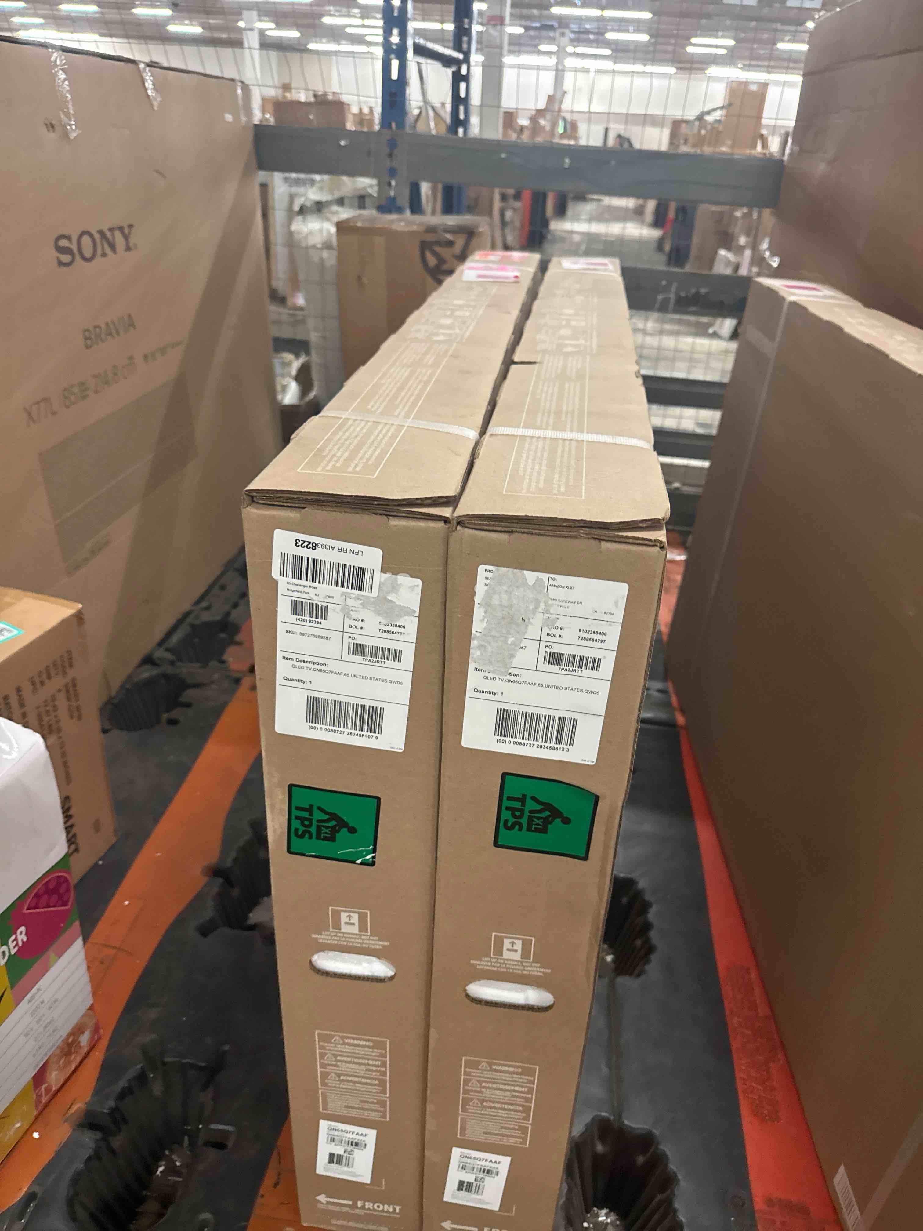 https://s3.amazonaws.com/lotting-images-prod/phillipi/YEL5020047_1755185170490.jpeg