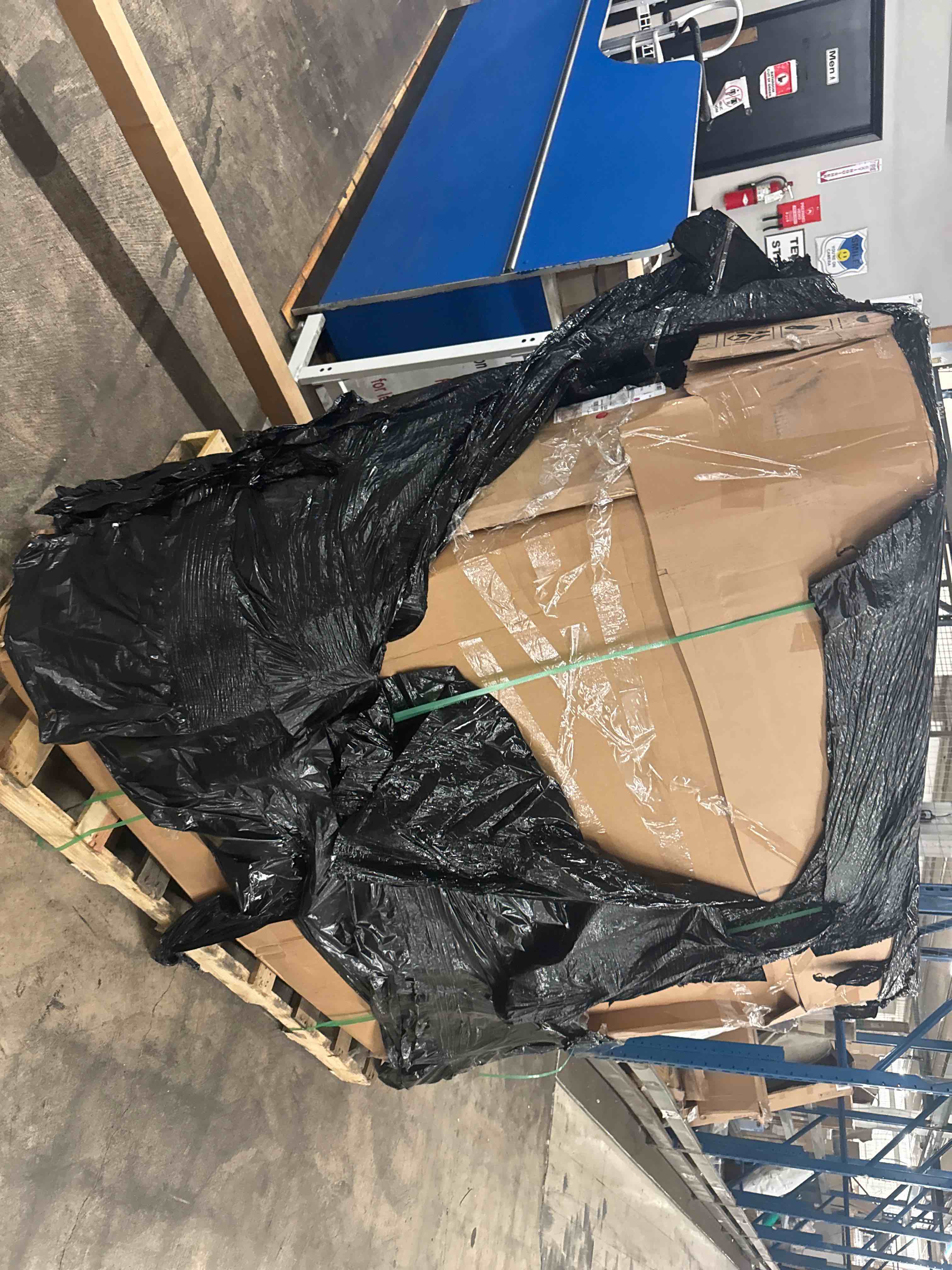 https://s3.amazonaws.com/lotting-images-prod/phillipi/YEL5020061_1754664635648.jpeg