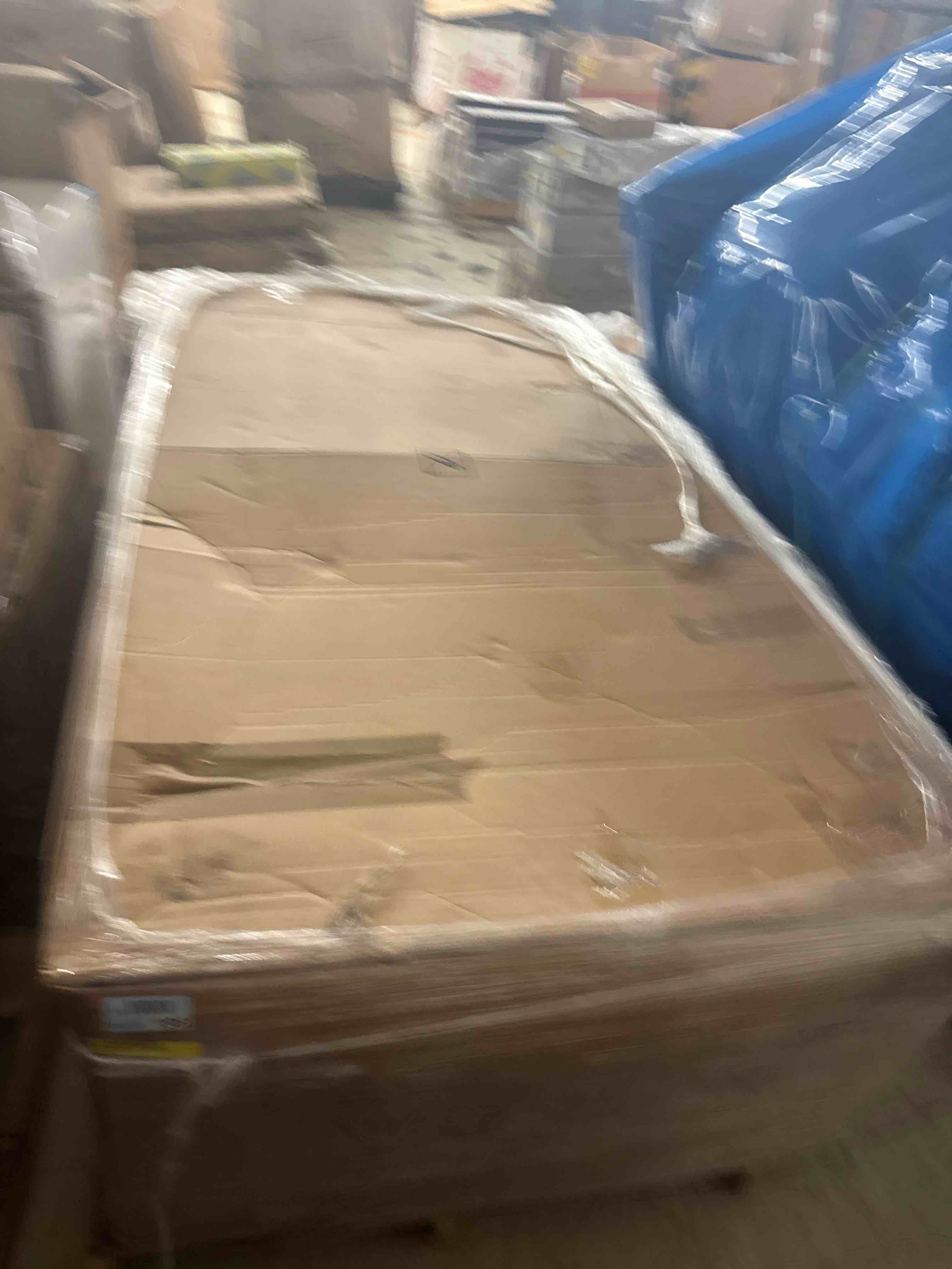 https://s3.amazonaws.com/lotting-images-prod/phillipi/YEL5020093_1755199294531.jpeg